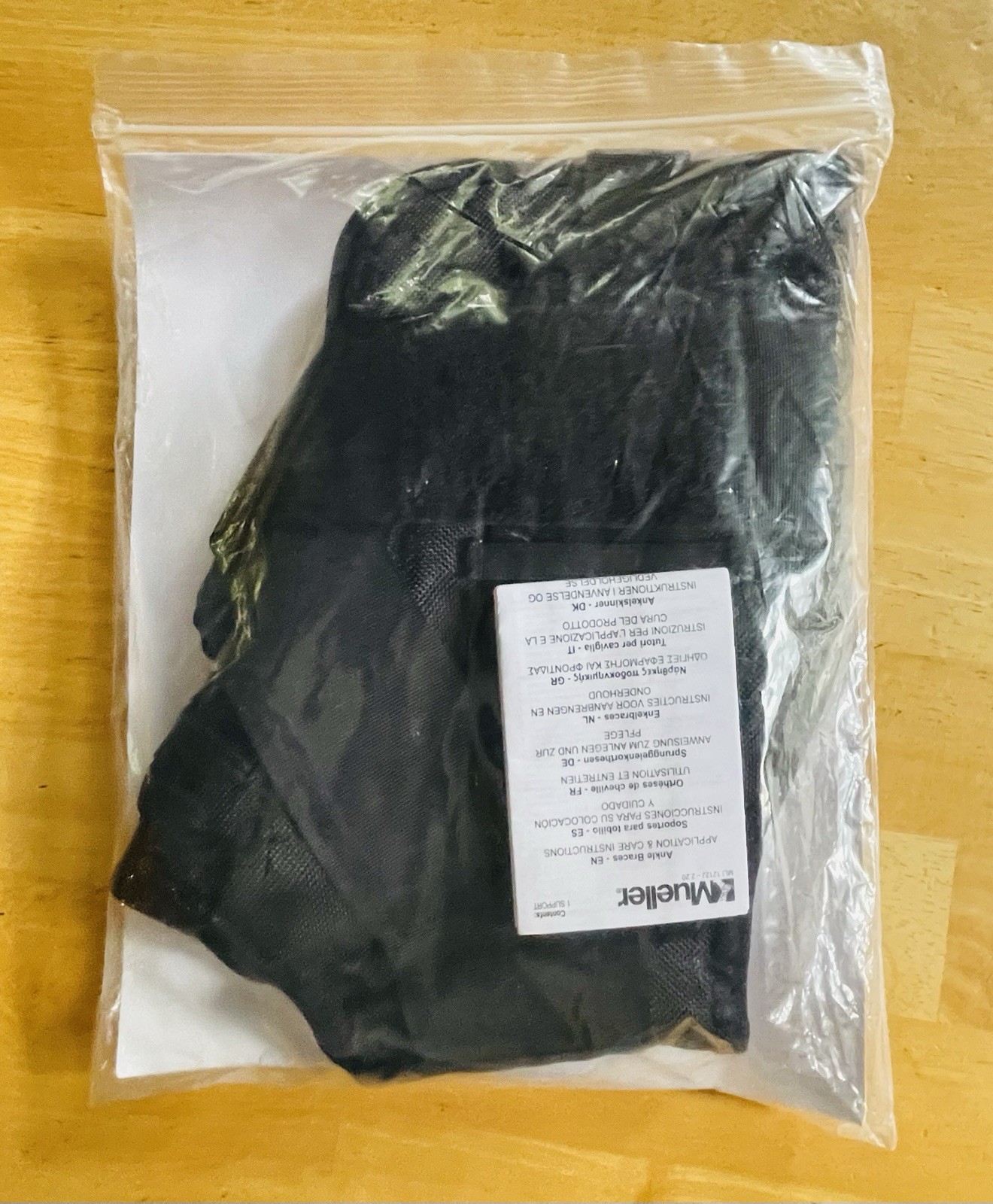 NIP! Mueller Soft Ankle Brace with Straps Size XLarge -Fits Left or Right Foot