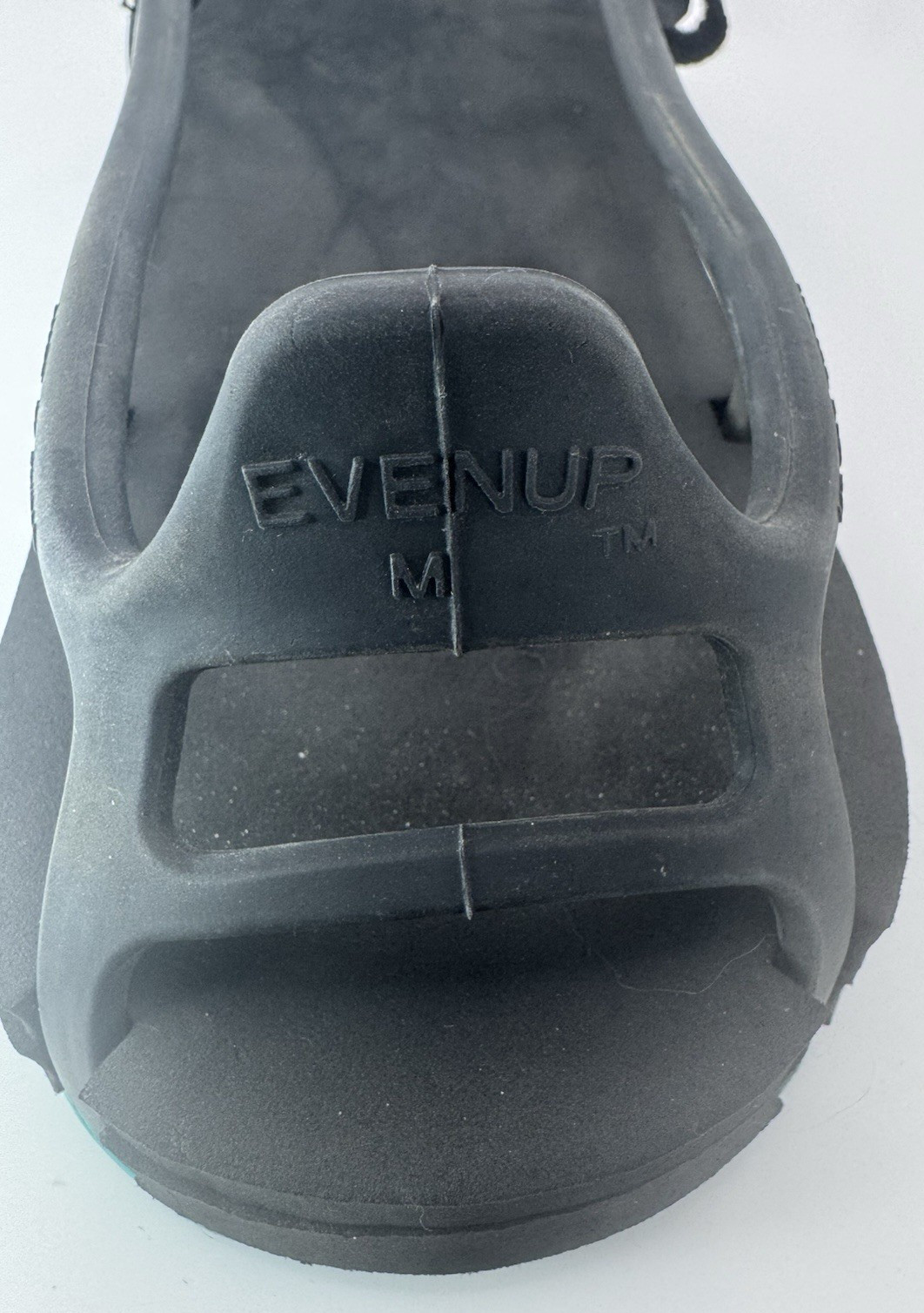 EVENup The Authentic Shoe Balancer Size Medium for use with Walking Boot or leg