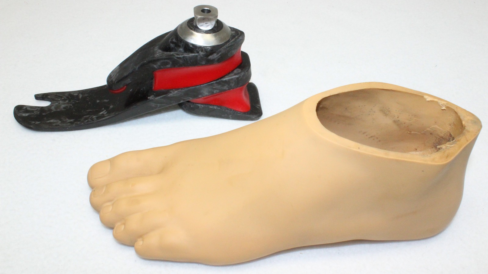Freedom Innovations Walktec Hydraulic Prosthetic Foot/Ankle ~ Sz 24 CAT 2 LEFT