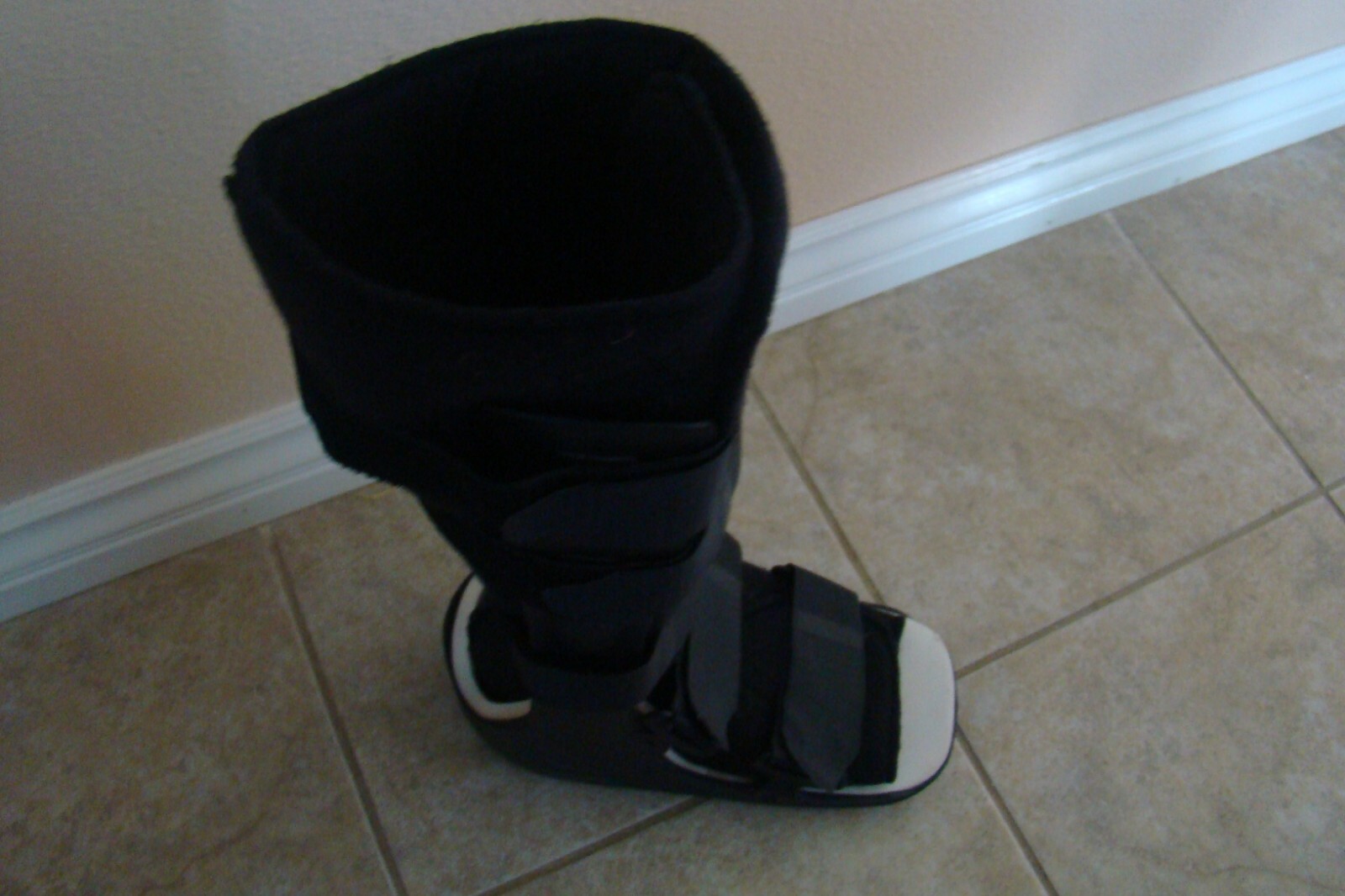 Orthopedic Walking Boot Padded Brace Royce Medical Equalizer, Size Medium