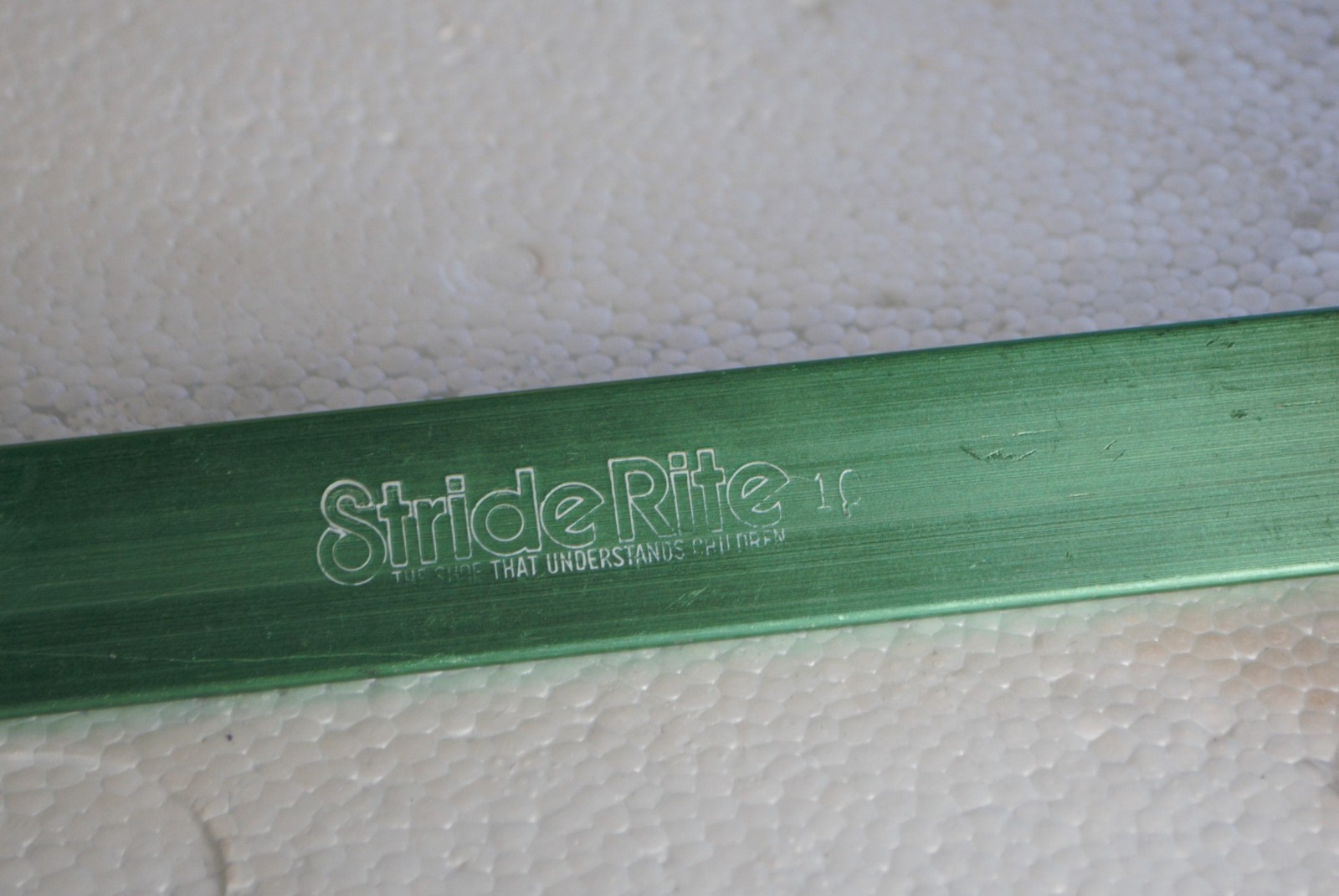 Stride Rite Equino-Varus Pediatric Corrective leather split shoe bar and key