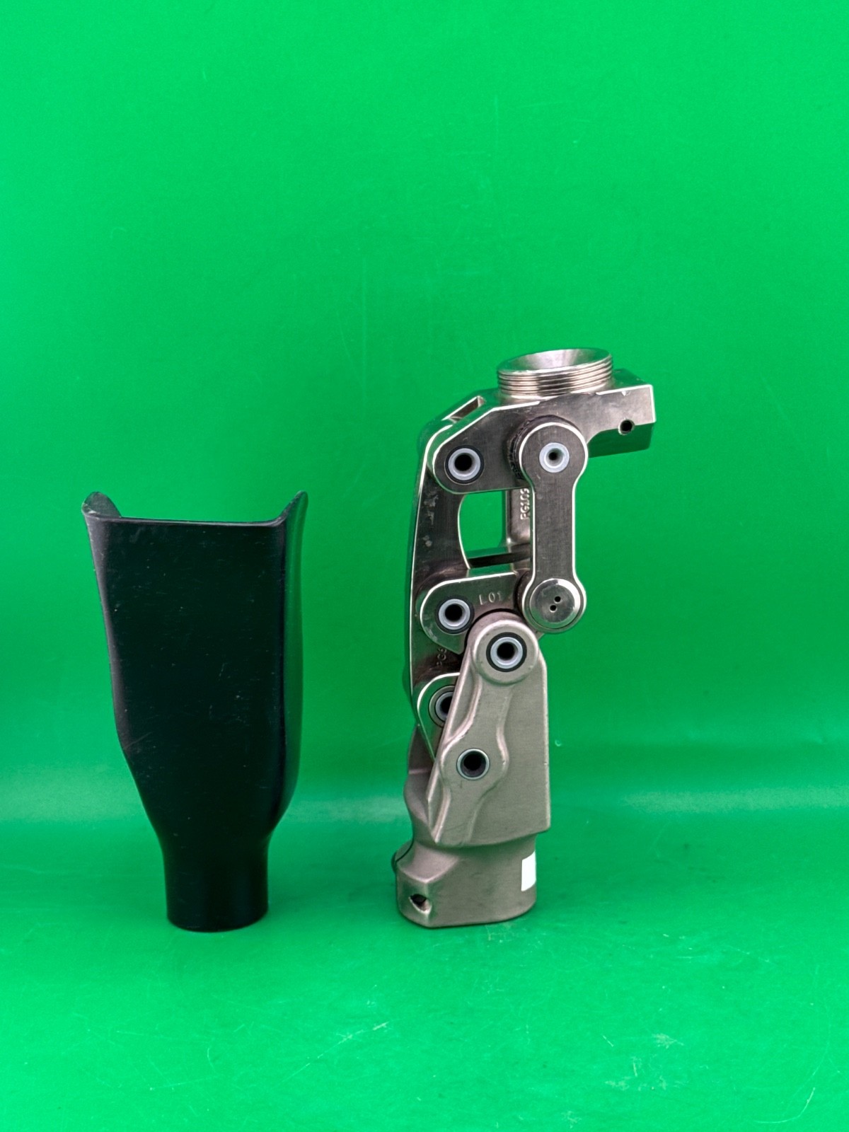 Century 1900 prosthetic knee. Same as ossur 1900 knee. Great condition.