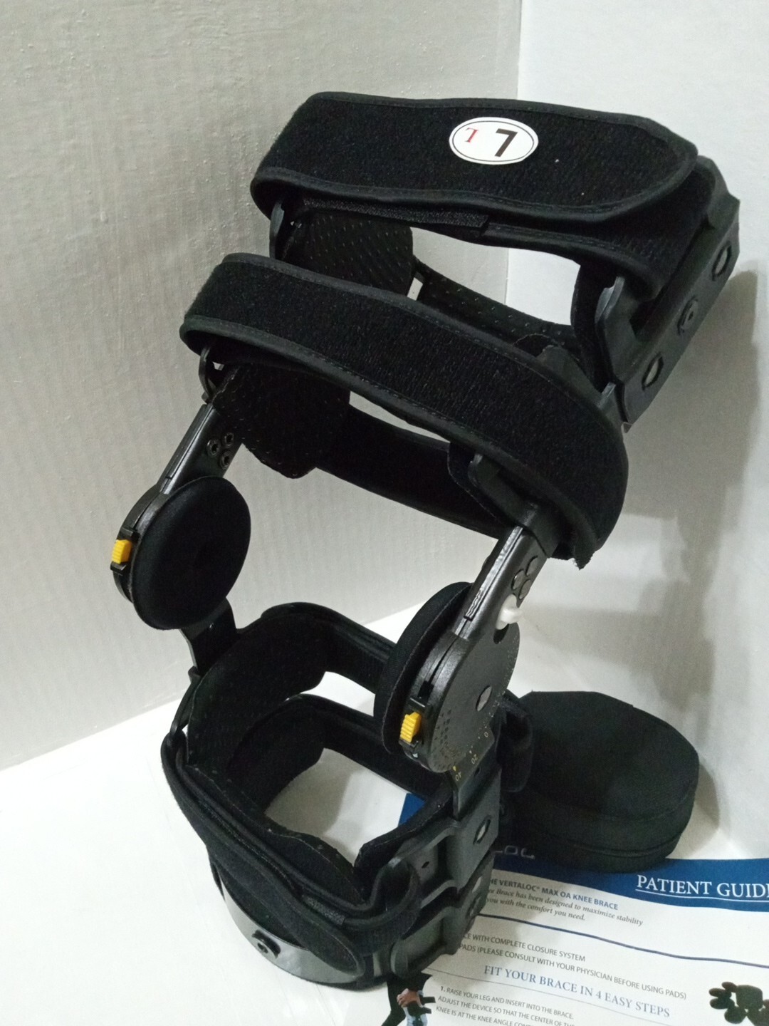 Vertaloc Max OA Knee Brace Sz Large Left Leg With Extra Pads