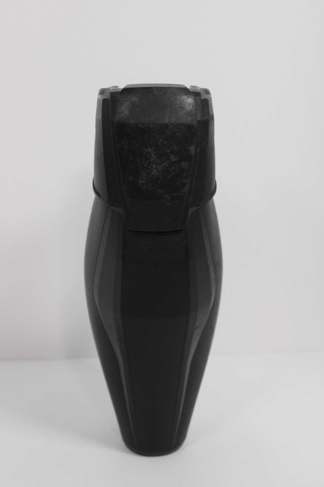 Ottobock – Otto Bock – Genium X3 prosthetic knee cover used condition
