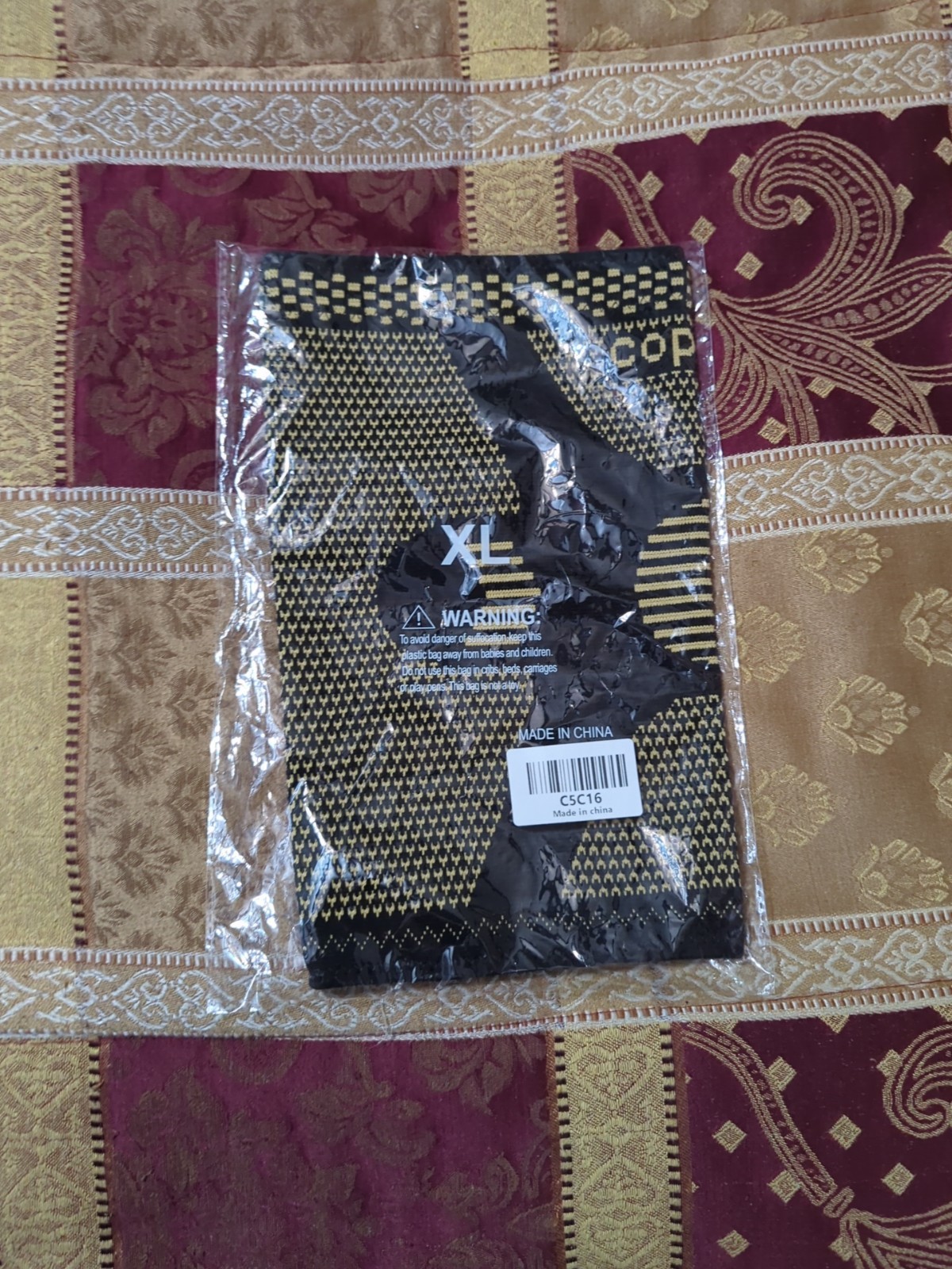 Copper Knee Brace Compression Sleeve – New in Package – XL Size