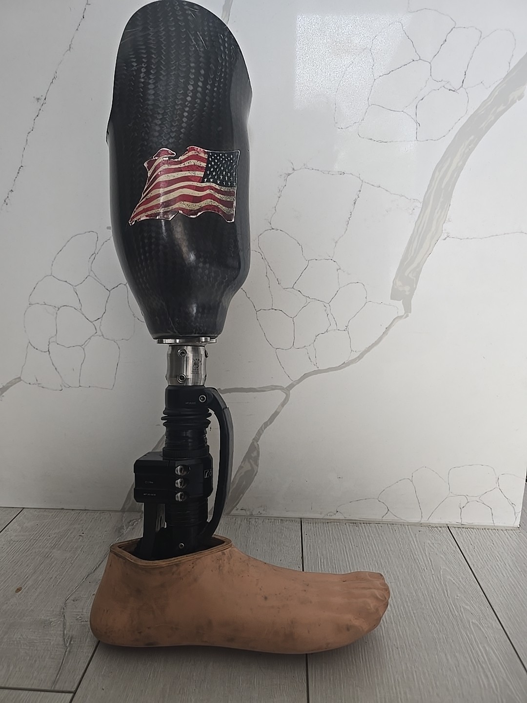 ossur reflex Re-flex Shock prosthetic foot. size 29R. category
