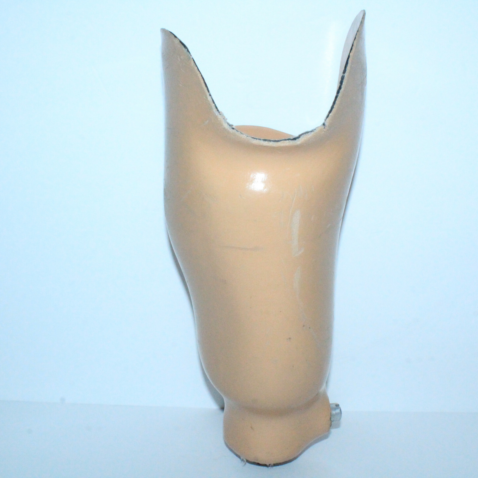 VERY NICE ABOVE-KNEE CLEAN LARGE OFFSET PROSTHETIC SOCKET w OSSUR ADAPTER / BASE