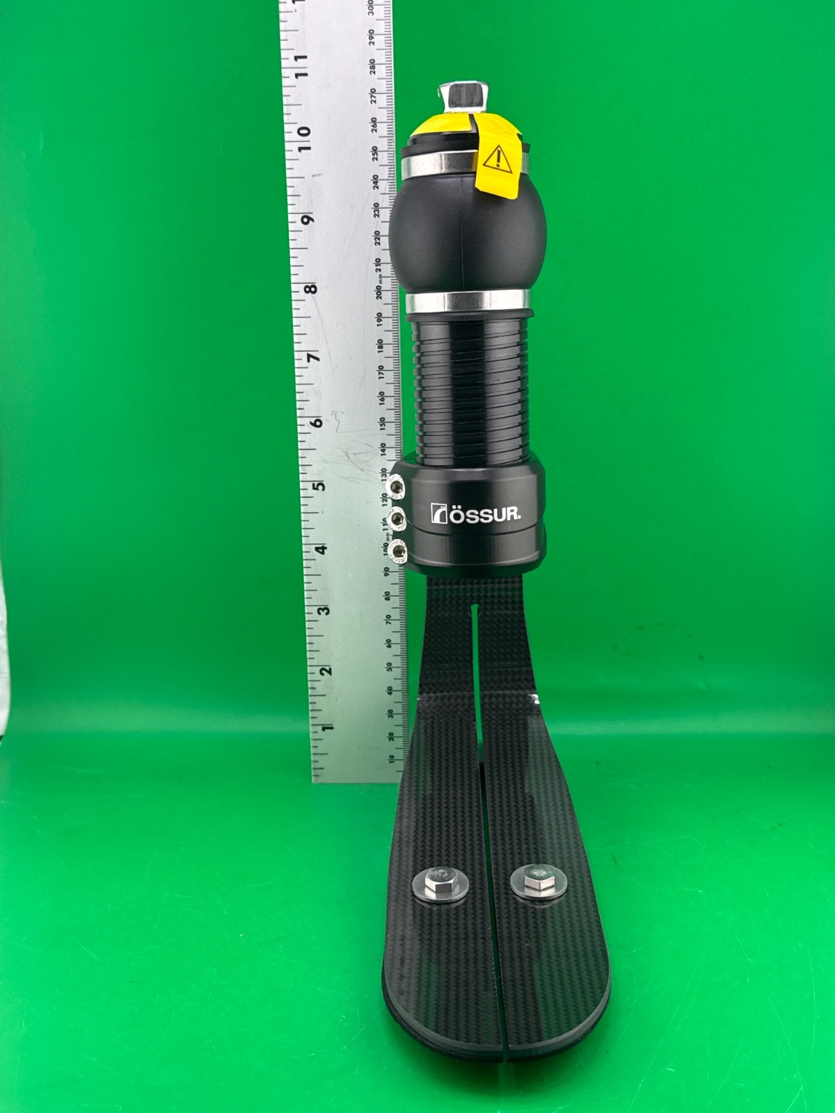 Ossur reflex re-flex shock prosthetic foot. New. Category 5. Size 27. Right