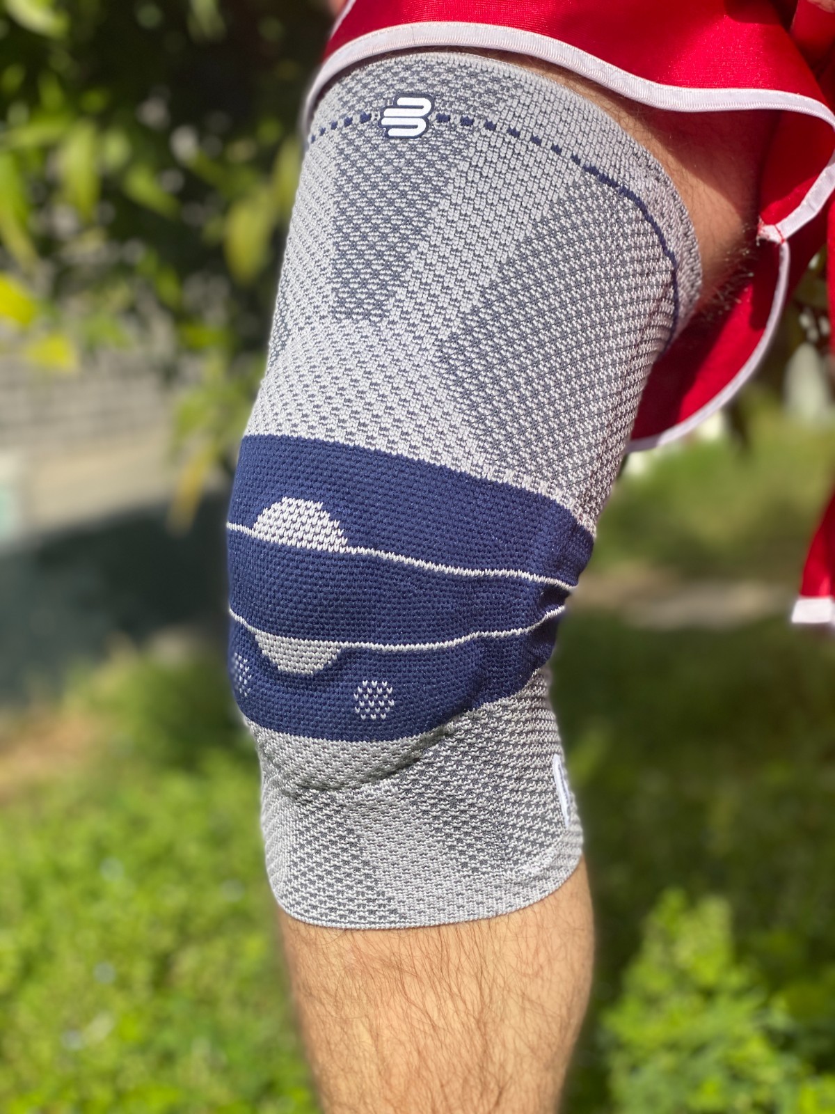 Bauerfeind GenuTrain Size 5 Knee Joint Hinge Brace Patella Support Sleeve ACL