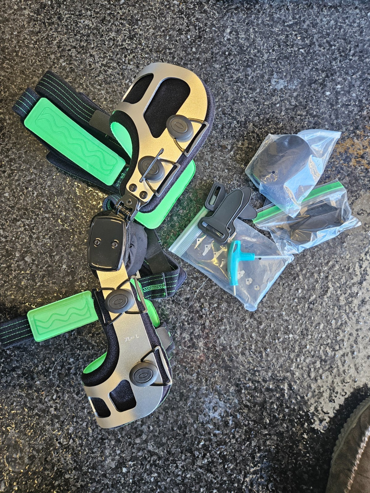 Orthoman knee brace, Left, Large. Retails for $169.00