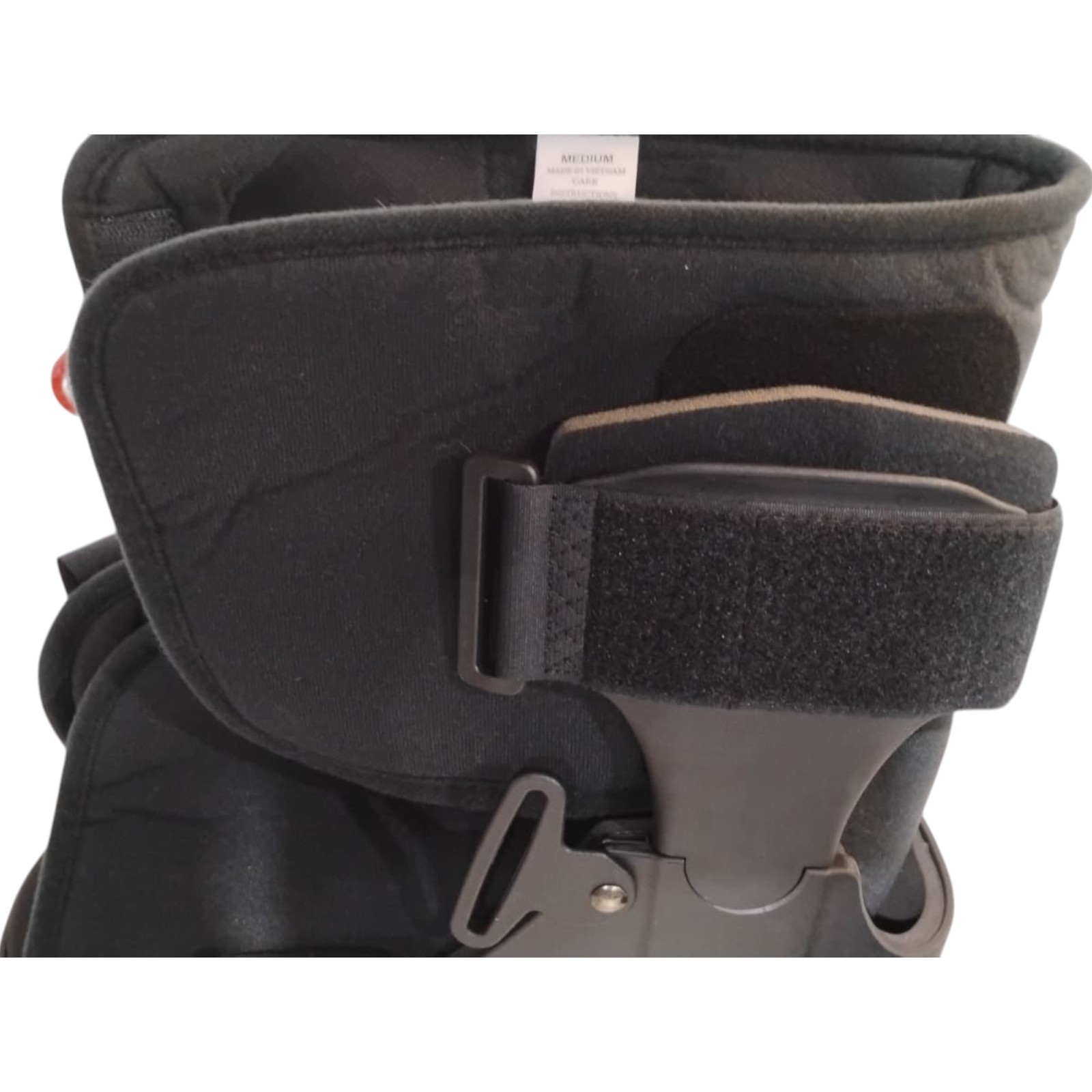 United Ortho USA14115 Short Air Cam Walker Fracture Boot Medium Black – Medical
