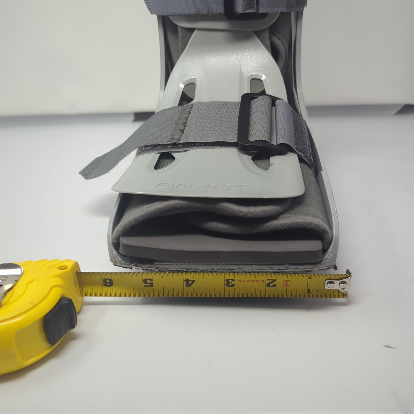 Aircast AirSelect Standard Walker Boot Large – Used 2 Weeks Excellent Condition