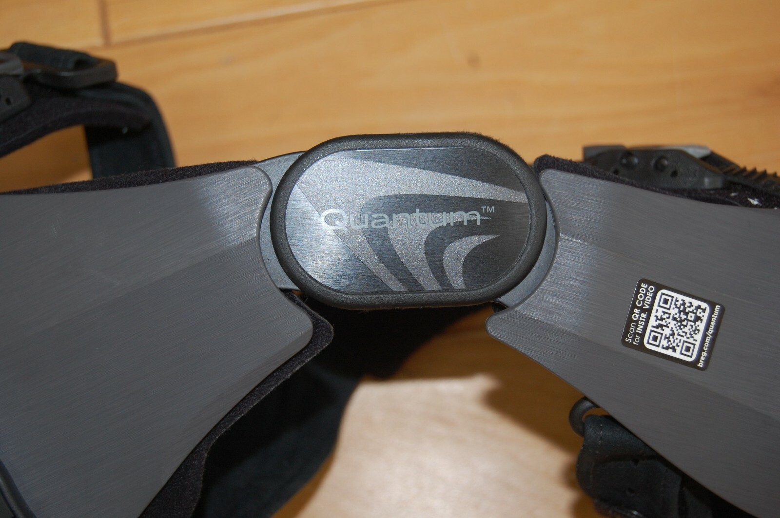BREG LEFT LARGE MEDIAL QUANTUM OA KNEE BRACE 100534-140 NEW VERY LIGHTWEIGHT