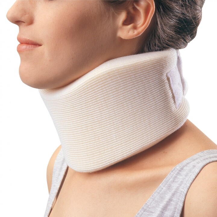 Cervical Collar PROCARE Medium Density Medium Contoured Form Fit
