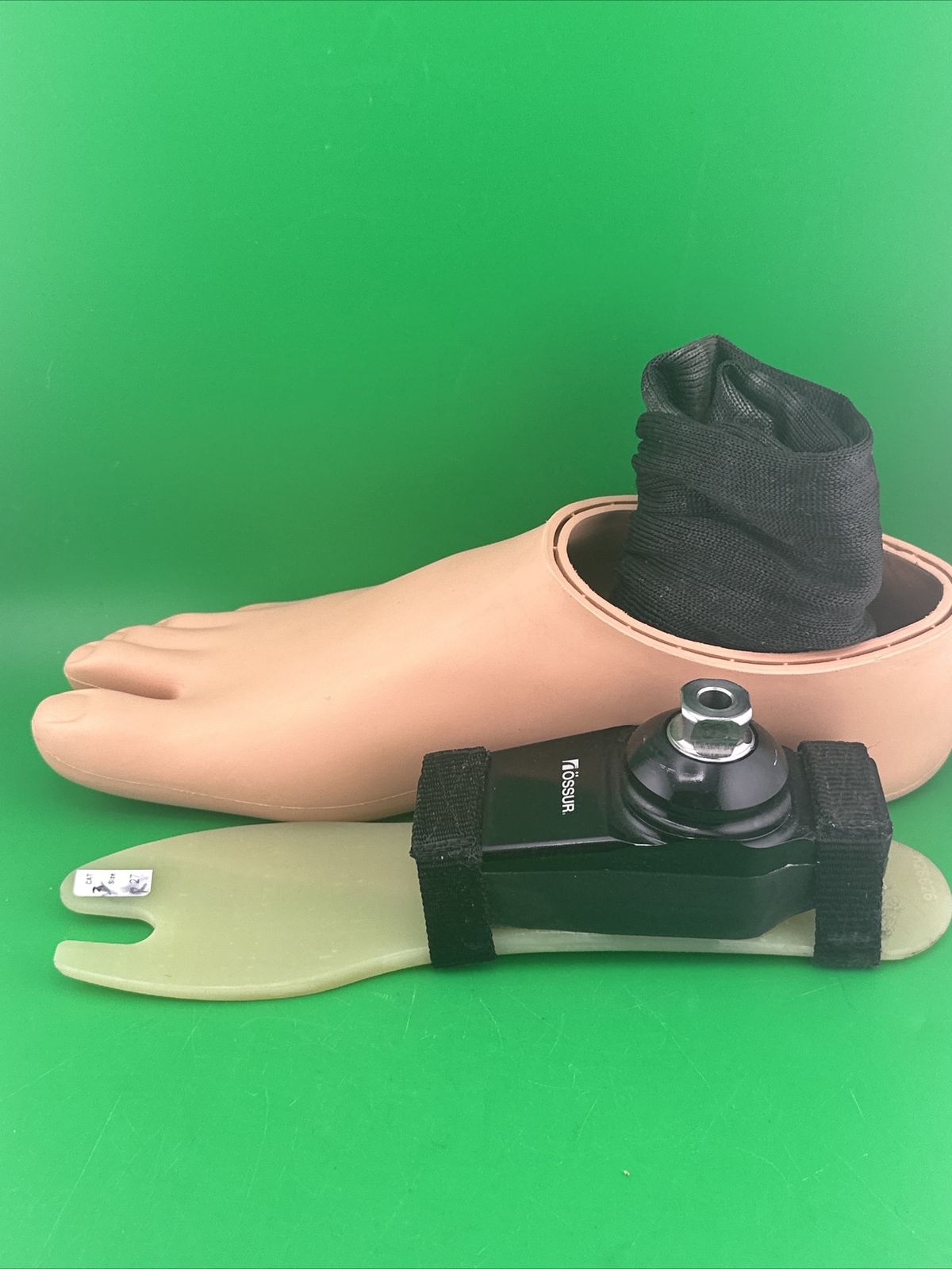 ossur right k2 sensation prosthetic foot. category 3. size 27.