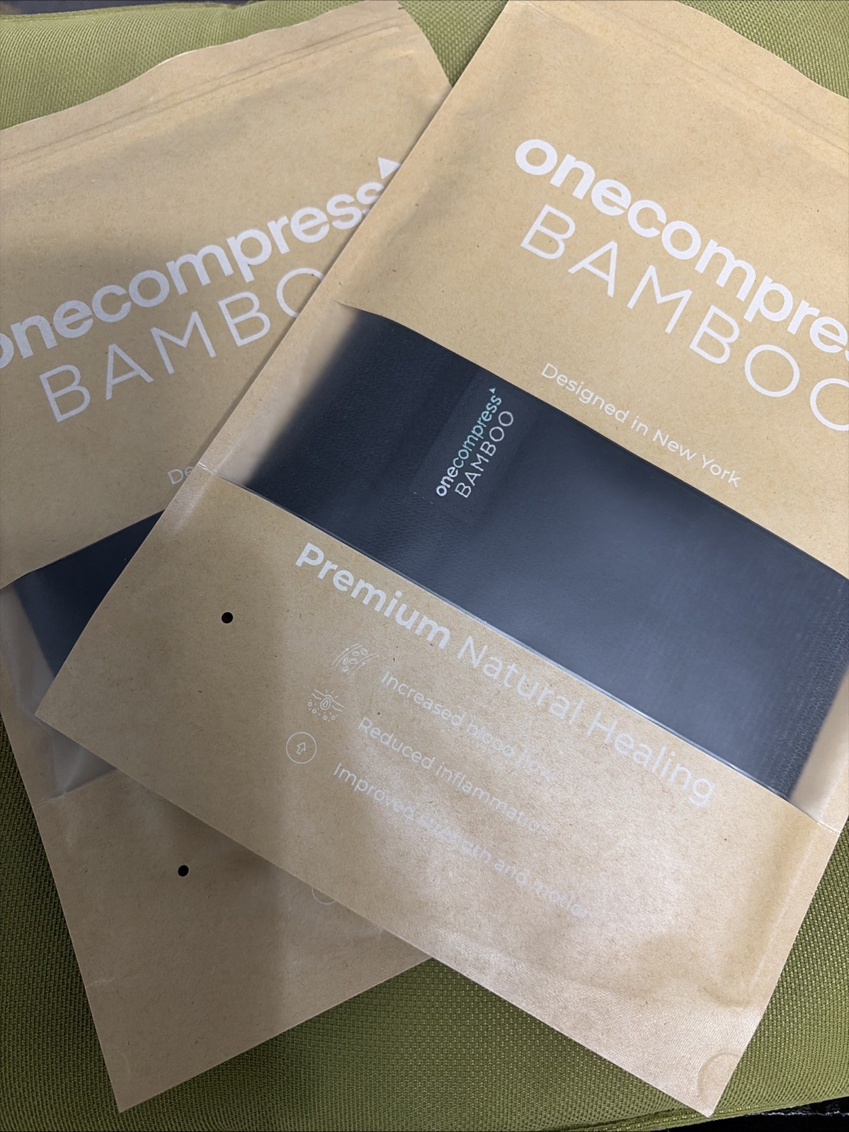 OneCompress Bamboo Knee Compression Sleeve Black Bundle of 2 Medium OCT1-MED NEW