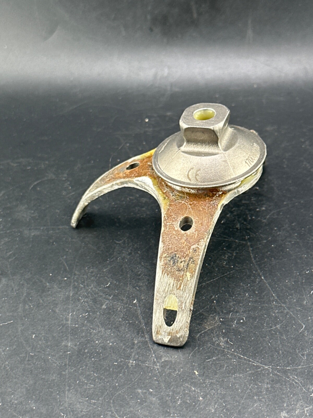Prosthetic component adapter part. 3 prong lamination adapter