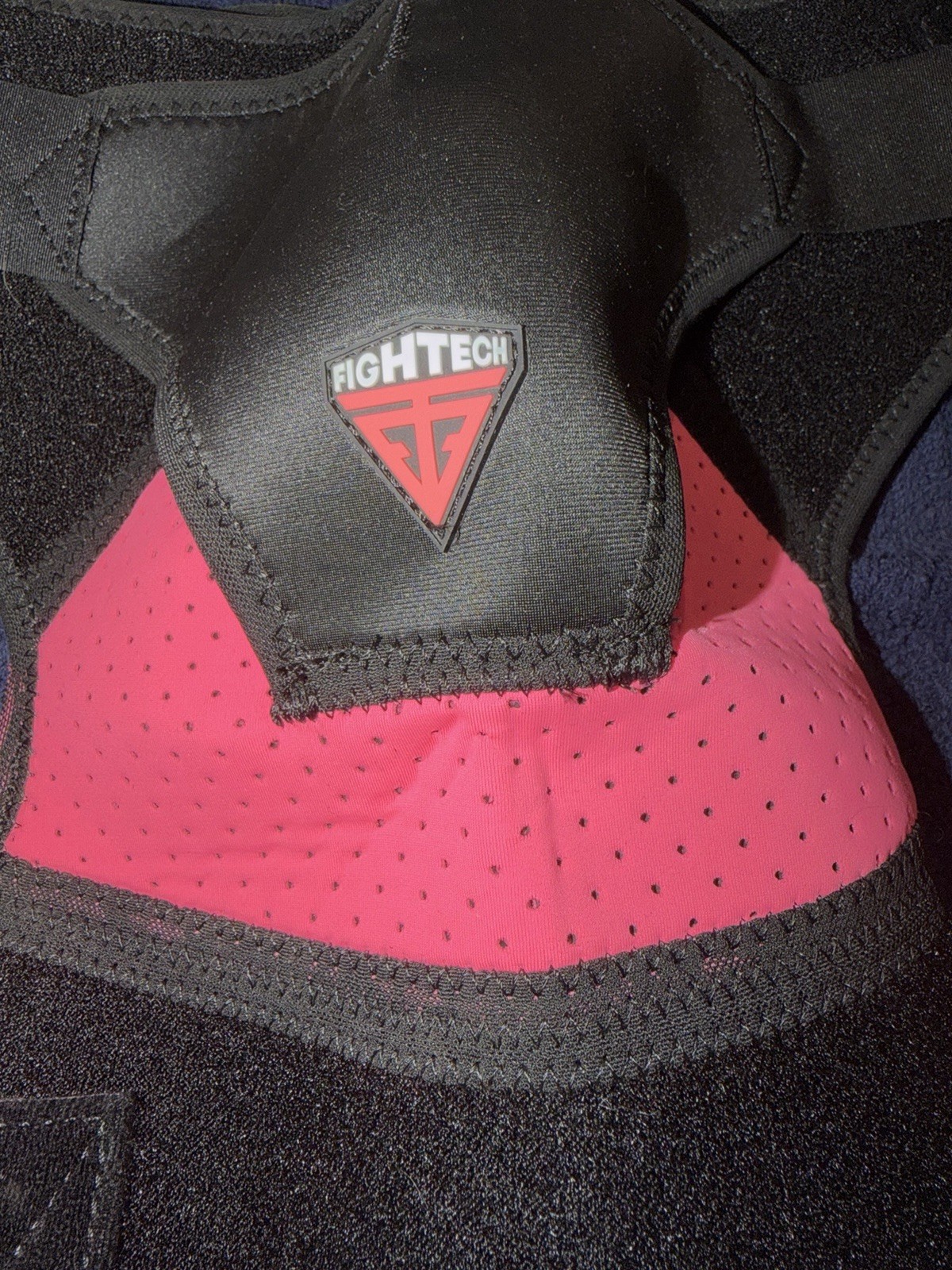 Fightech Unisex Adults Black and Pink Latex Free Shoulder Brace NEW L/XL