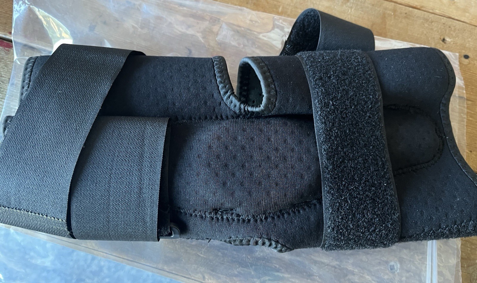 Trend Medical New In Bag Knee Brace ModL DCT -002 Black Size Medium