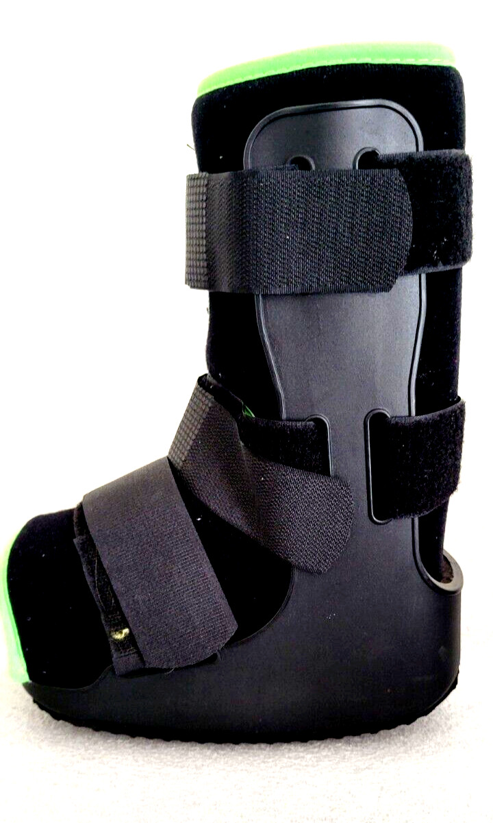 Pediatric Walker Fracture Boot ExoArmor Kids Medium shoe size 8-11 Left/Right