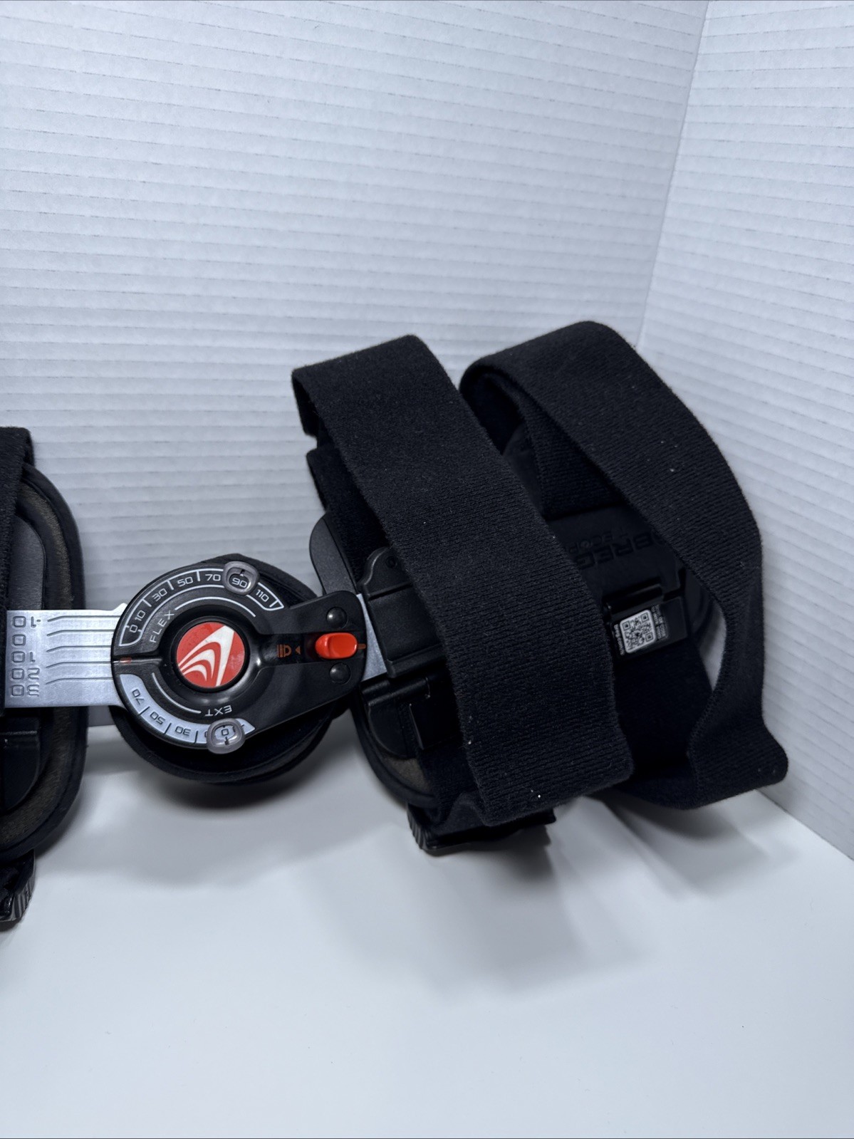 BREG T-Scope Knee Brace Premier Post-Op Hinged Adjustable Right Or Left One Size