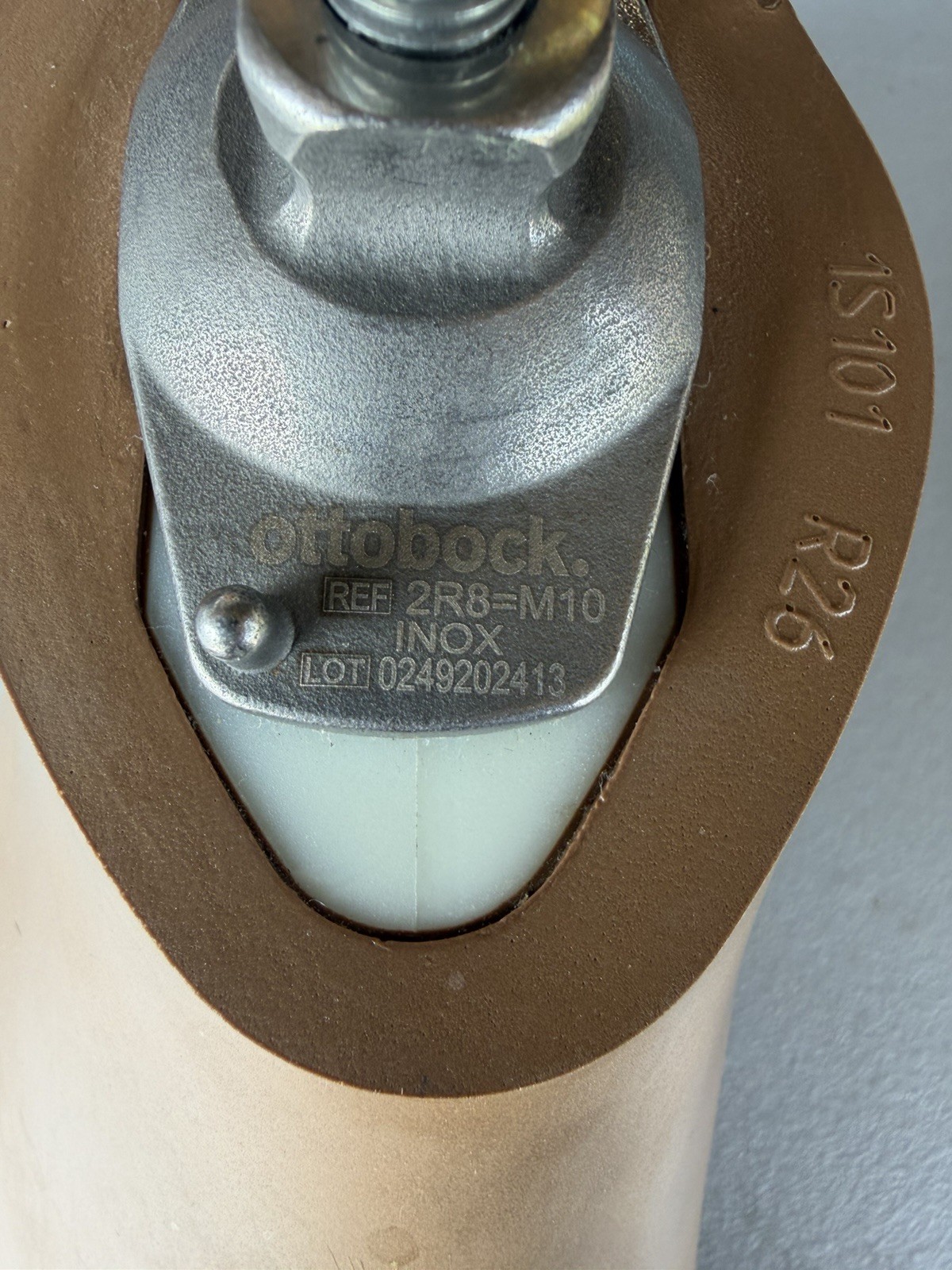 OTTOBOCK SACH+ PROSTHETIC RIGHT FOOT 1S101-L26-0-W/15 ADAPTER 2R8-M10 Sz. 26 10”
