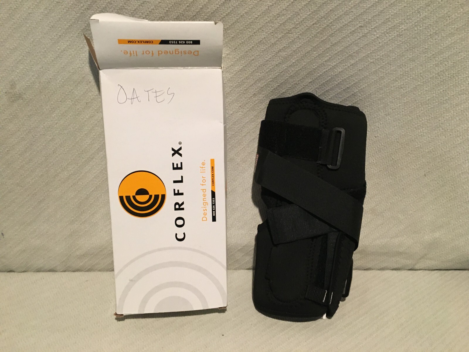 Small CORFLEX-Cool Tek 13″ Anterior Closure Knee Wrap OP Pop With Hinge 86-1303