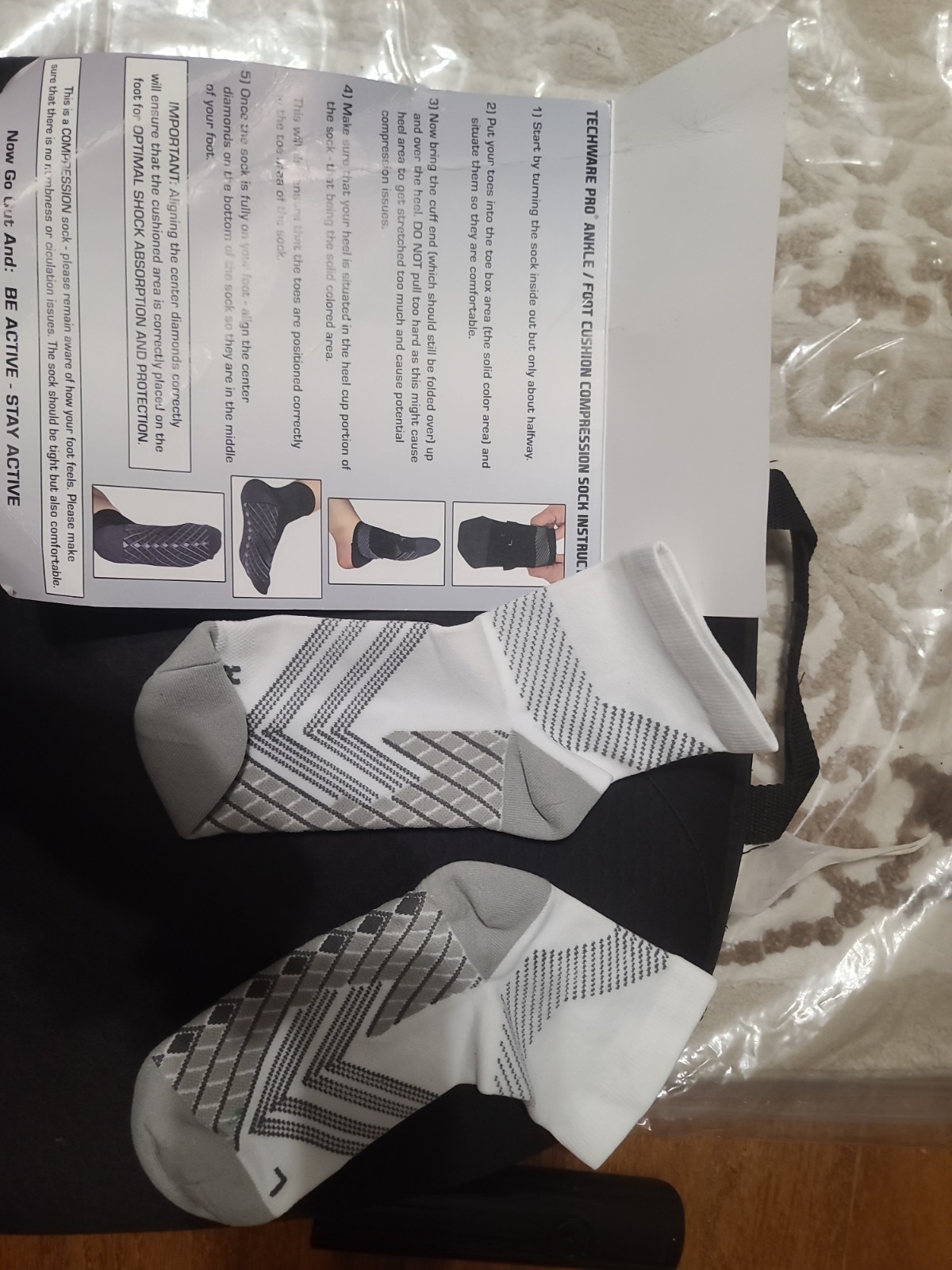 TechWare Pro Compression Ankle/Foot Socks Gray White Size M Be ActiveStay Active