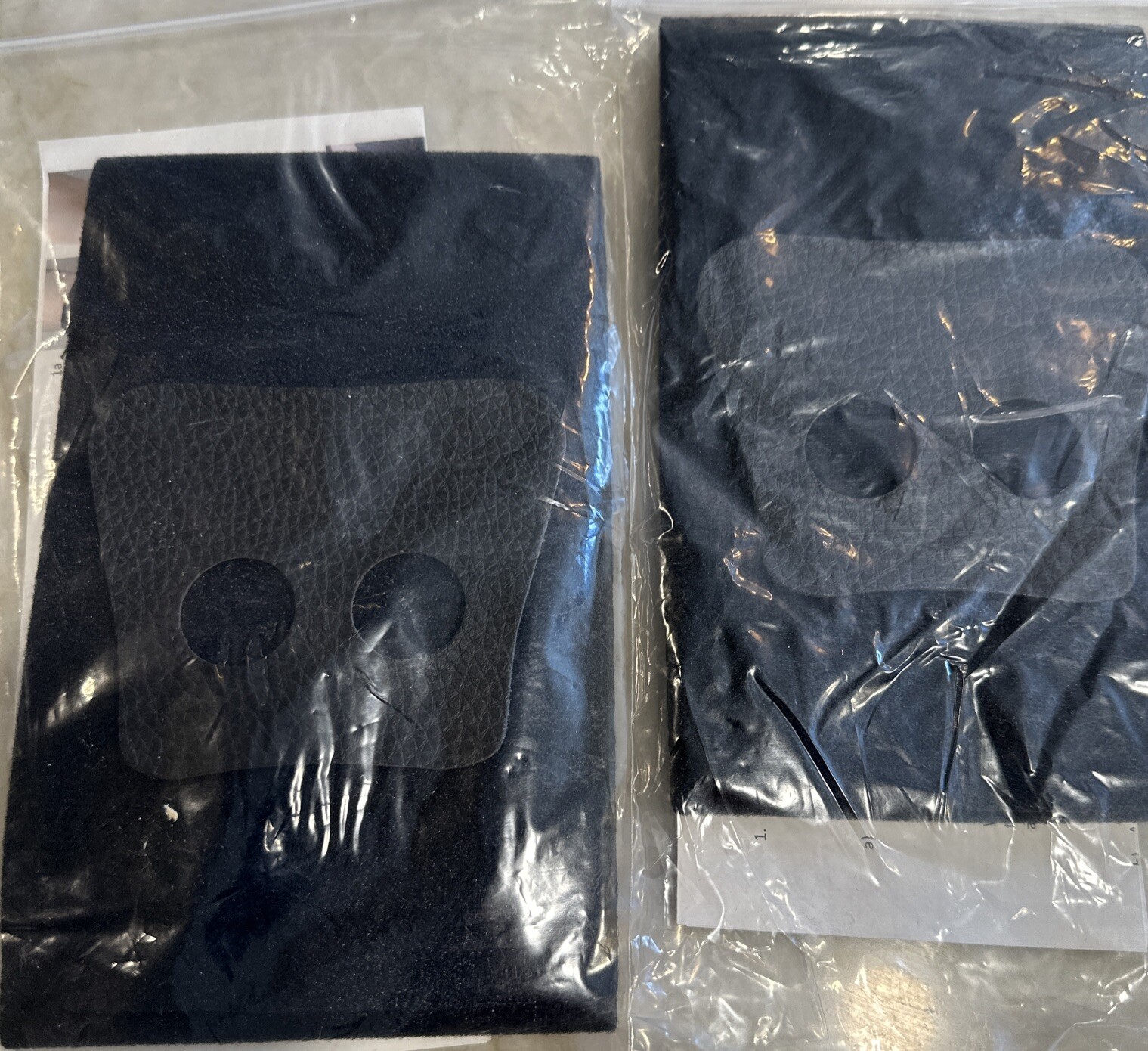 ISO Preferred KN208 Universal Size Knee Suspension Sleeve Set Of 2 NEW SEALED