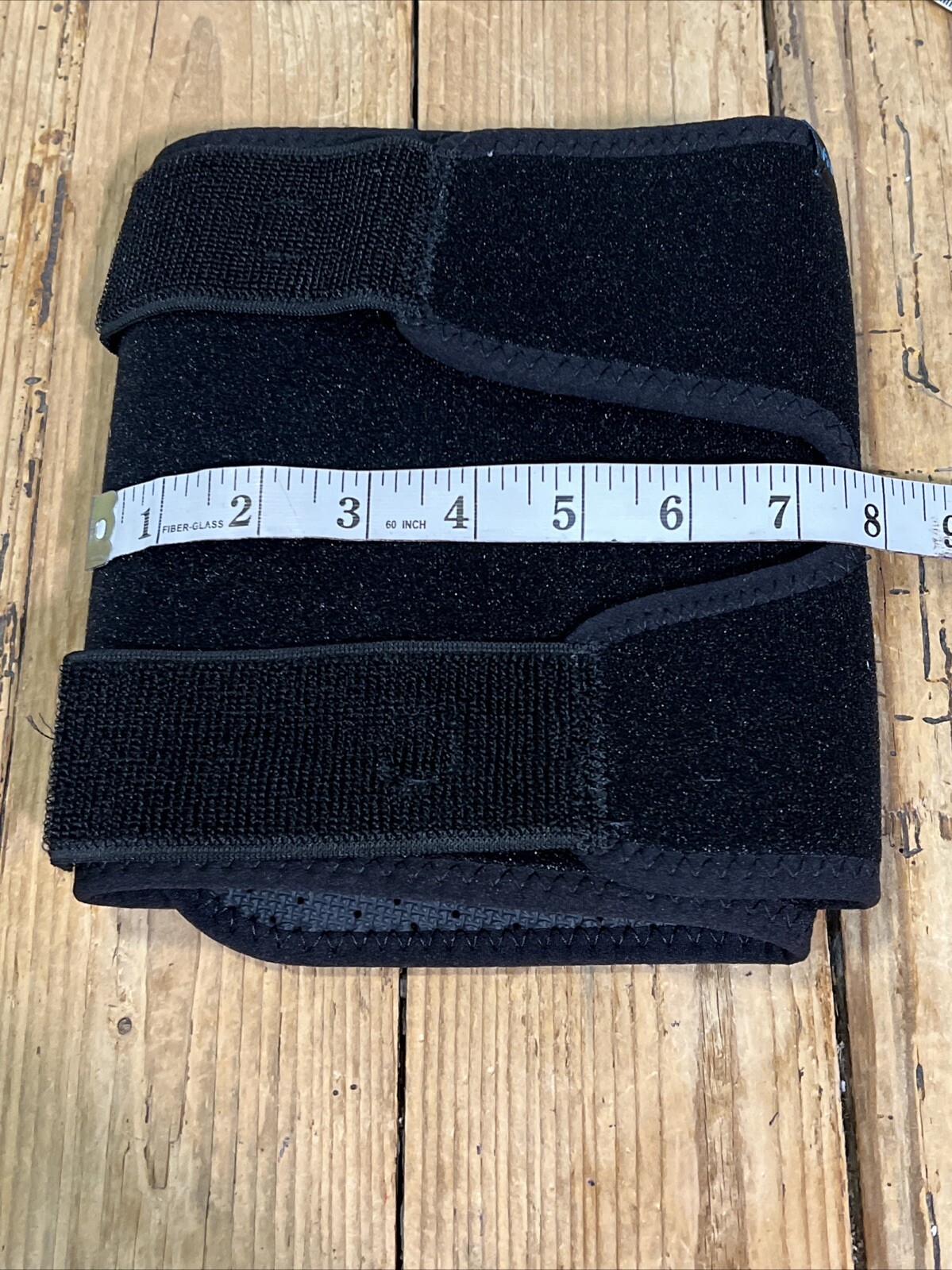 VIVE Knee Brace Black – Unisex Open Patella Wrap Adjustable Strap One Size Fits
