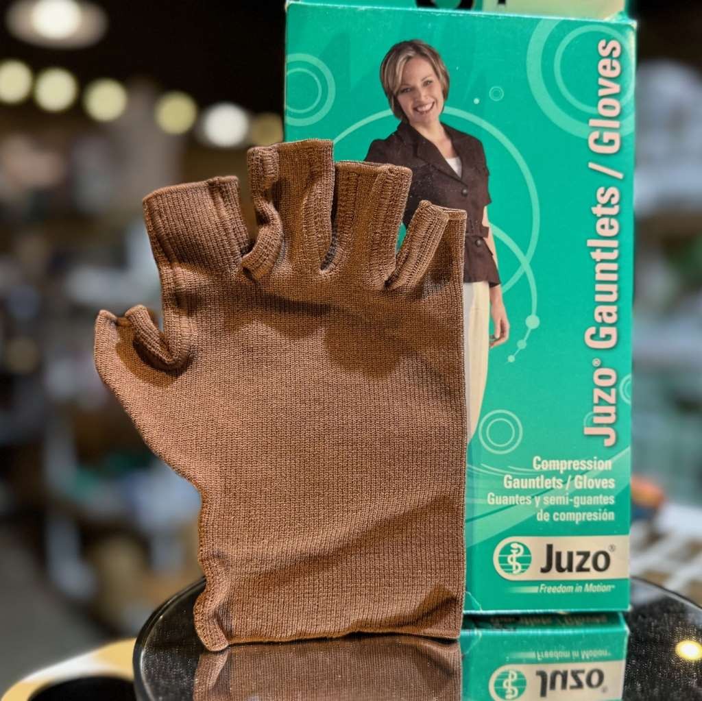 Juzo Expert Hand Gauntlet with Finger Stubs 18-21mmHg Chestnut Size IV