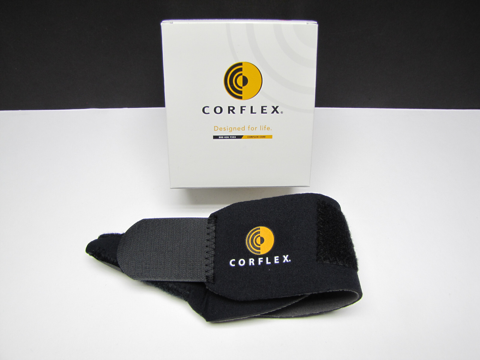 Corflex Neoprene Target Sewn Thumb w Stays Brace Sleeve Large Univ Left or Right