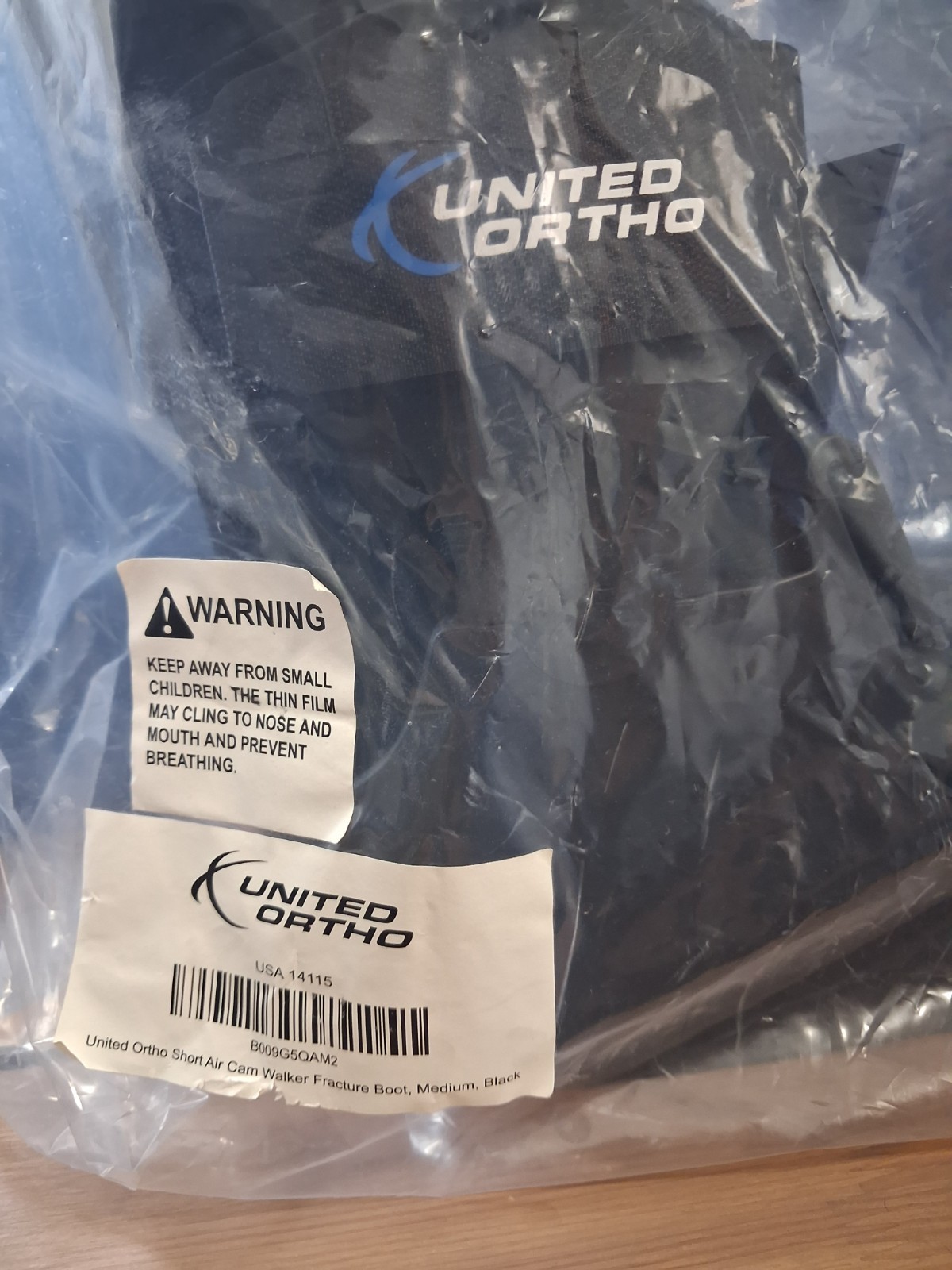 United Ortho Short Air Cam Walker Fracture Boot Black – Medium – Brand New