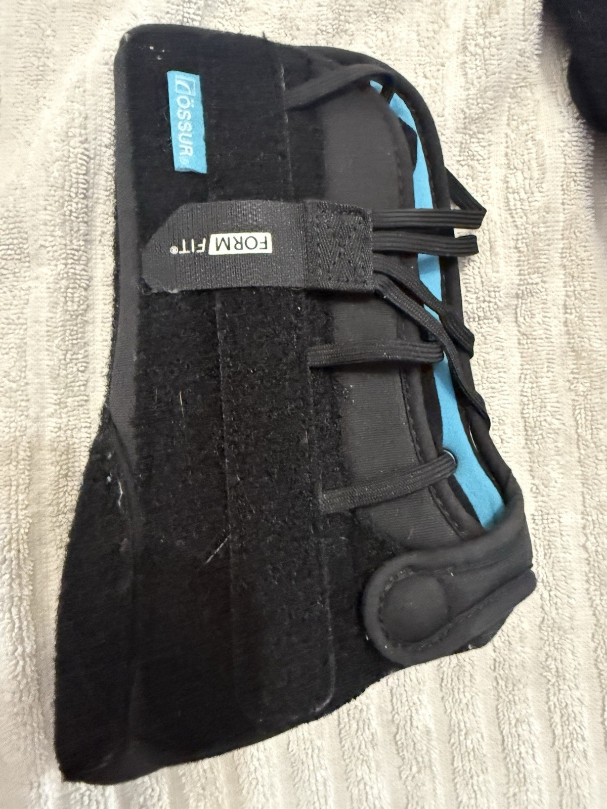 Ossur Form Fit Wrist Universal Brace Wrist and Thumb Left and right both