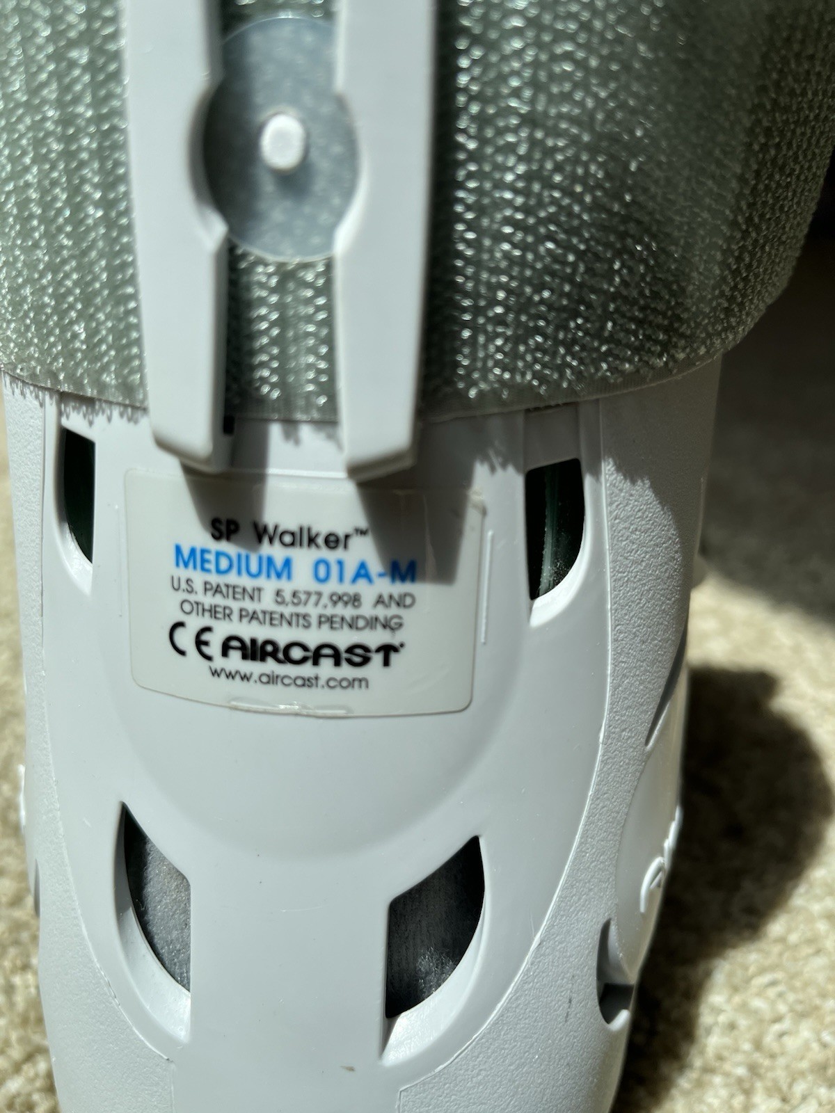 Aircast SP Walker Walking Boot, Medium 01A-M Gray/White Adjustable