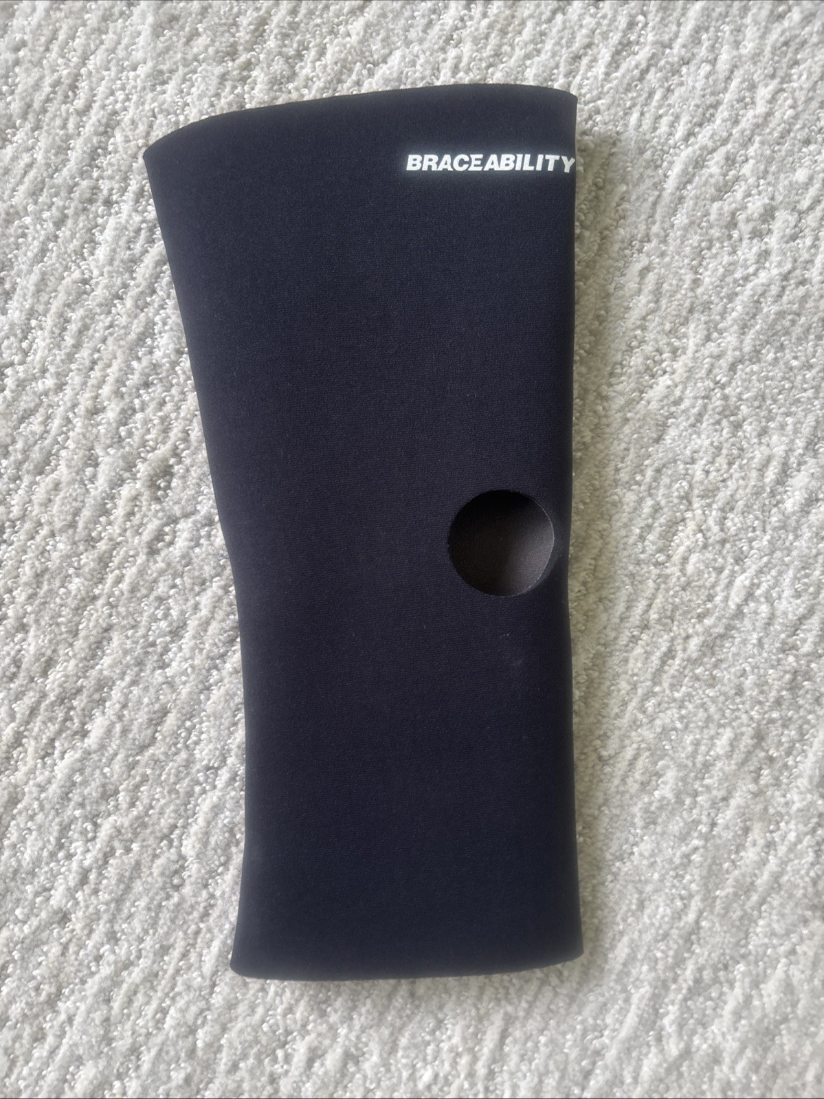 Open Patella/Open Back Neoprene Knee Sleeve | Water-Resistant Athletic Compressi