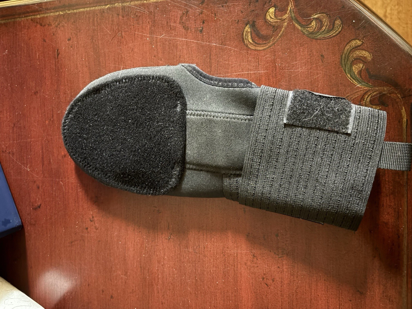 EvoShield Thumb & Hand Support Brace Gray/Black Unisex Size S