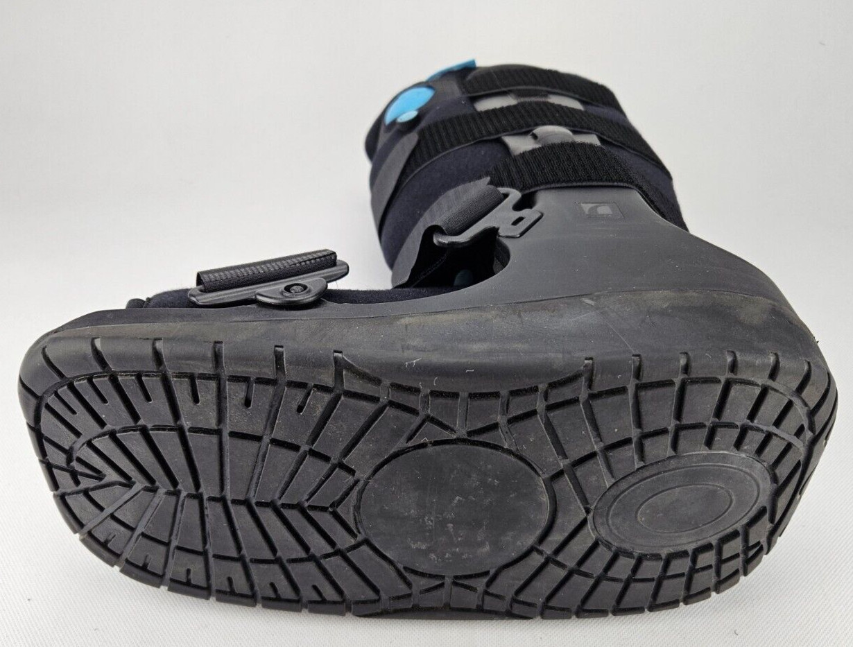 Ossur Black Formfit Walker Air Boot Large Hook and Loop Strap for Either Foot