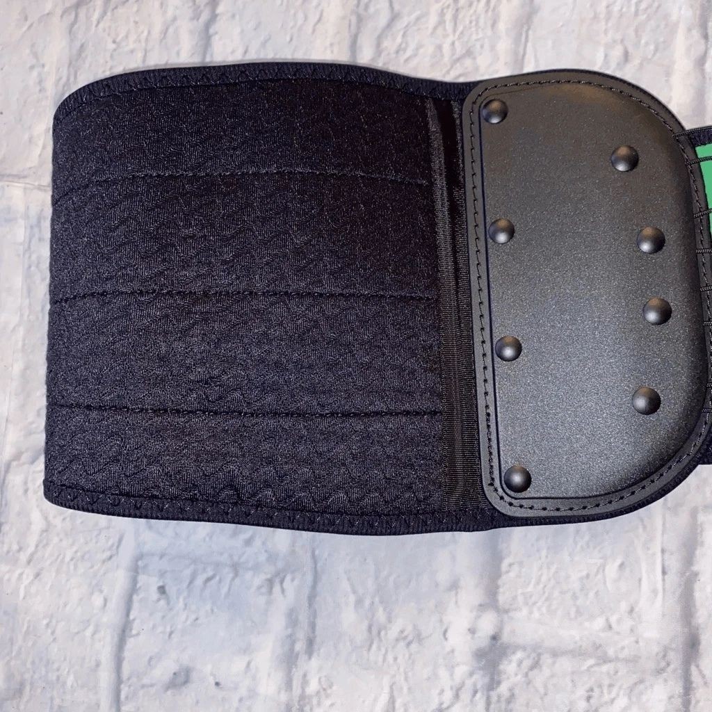 Mueller Green Adjustable Back, Abdominal Support One Size Fits Most Unisex Black