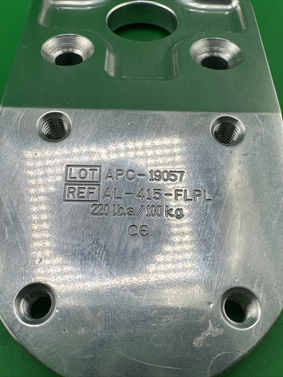 Prosthetic Component Adapter Flexion Plate 15 Degree Flexion Plate W/ Screws