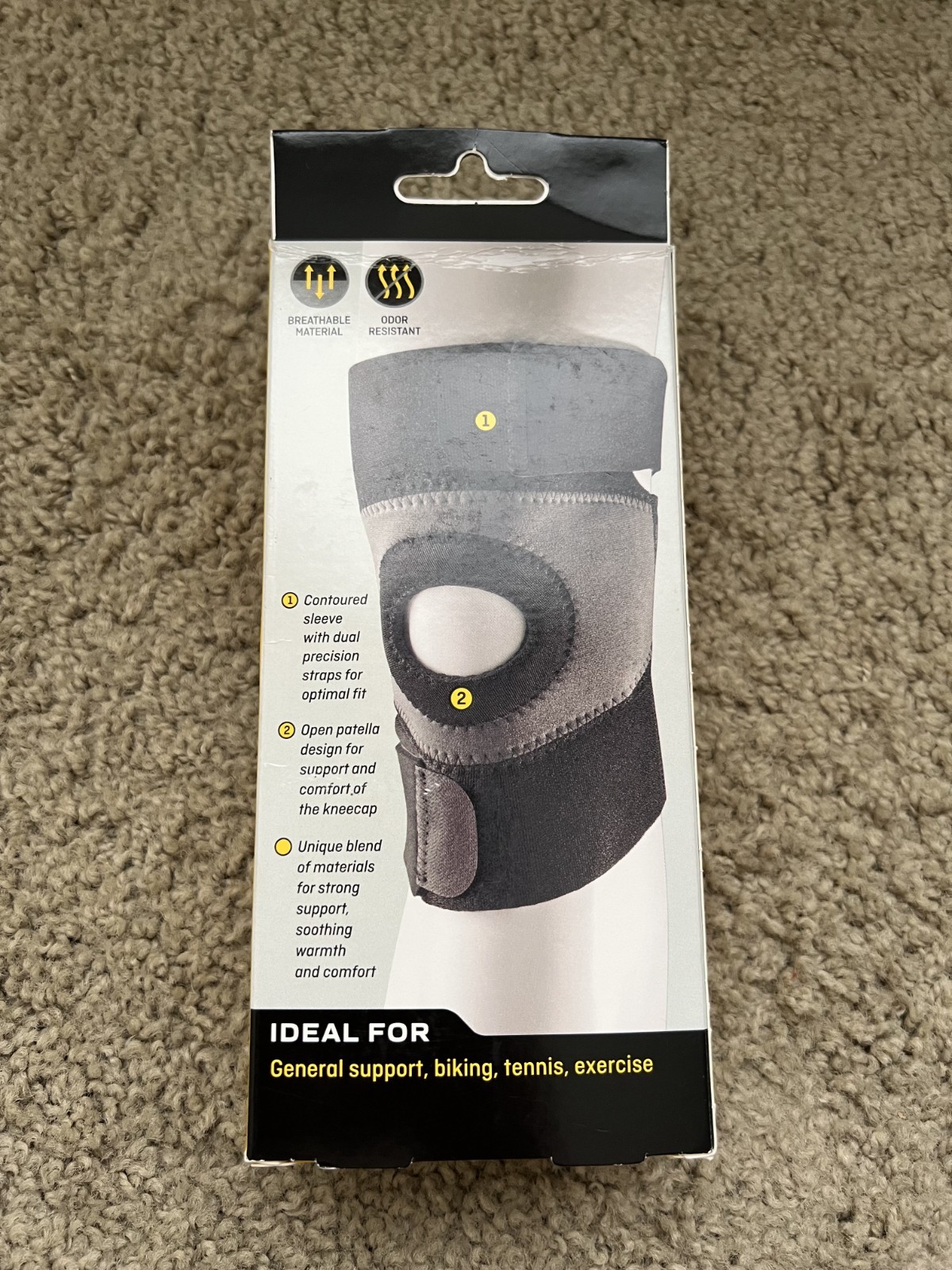 3M Futuro Sport Moisture Control Knee Support Brace – Small 13-15 in.