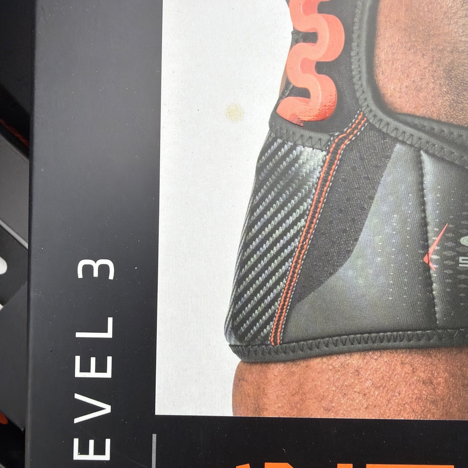 Shock Doctor Level 3,Knee over wrap Brace with Hinges joint size X-Large 17-19