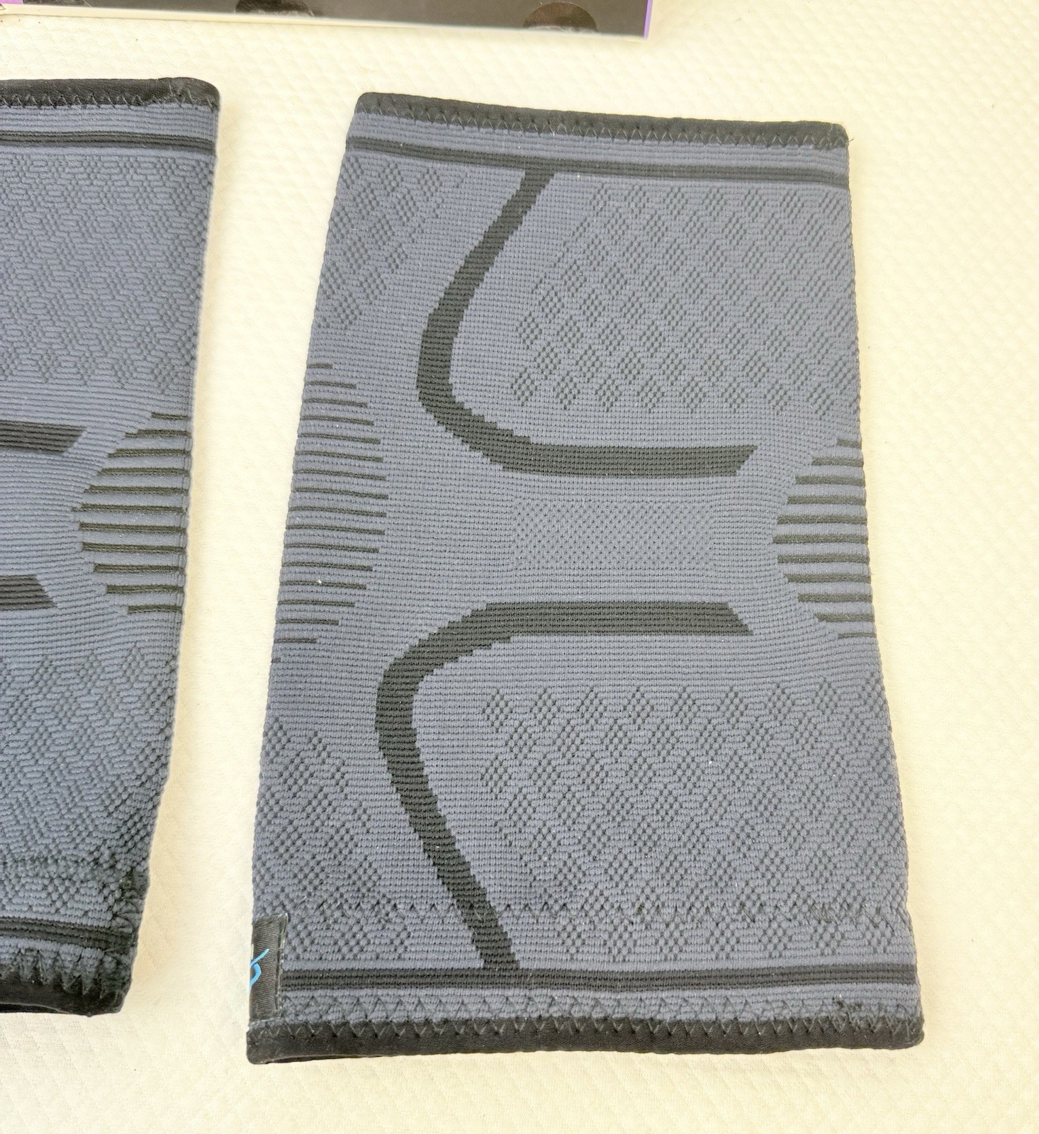Modvel Knee Brace 2 Pack Size Medium Black Compression 3D Knit