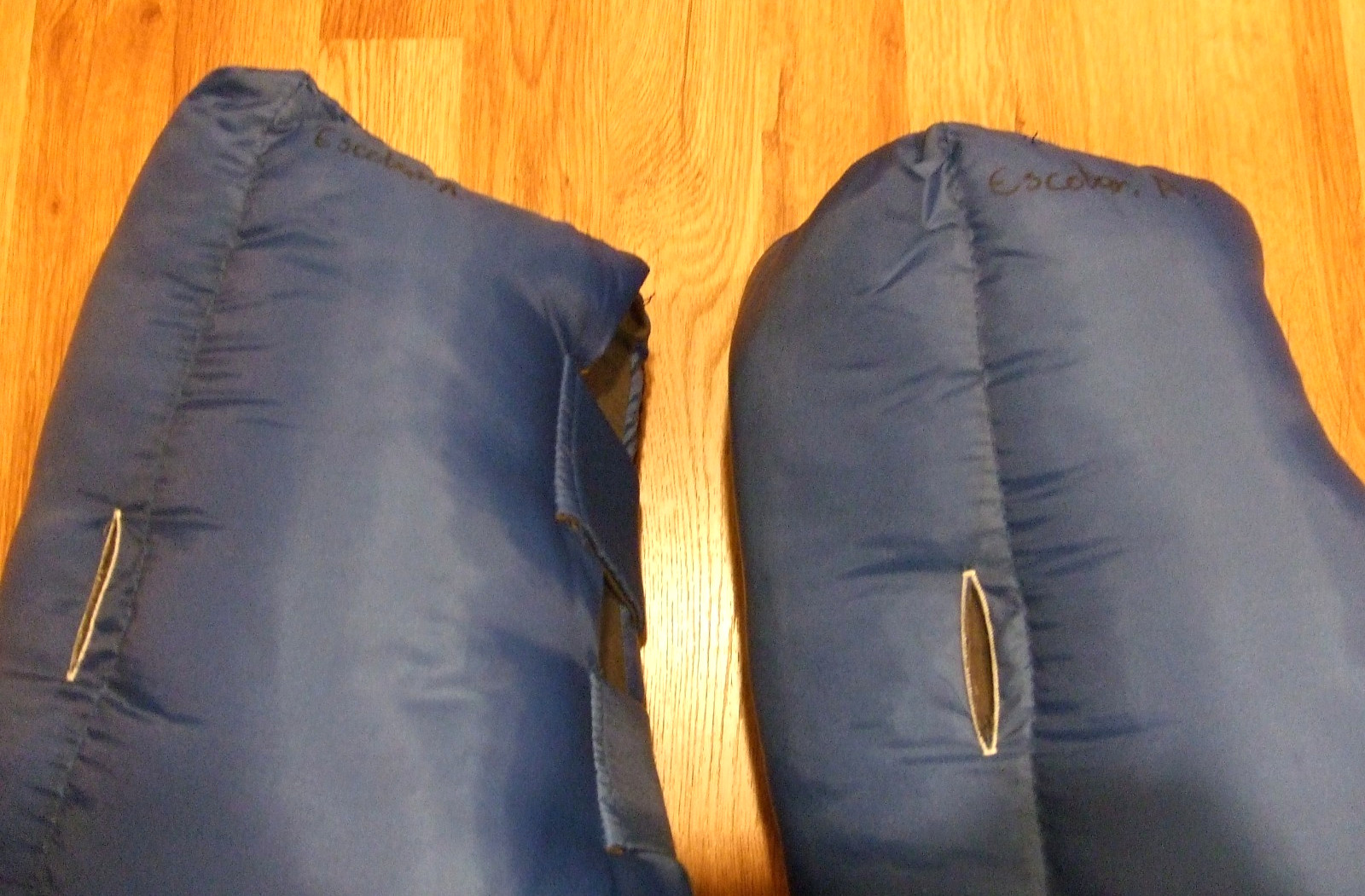 2 Medline Basic Heel Protectors Standard Size (1 Pair) Exc Cond Used only once