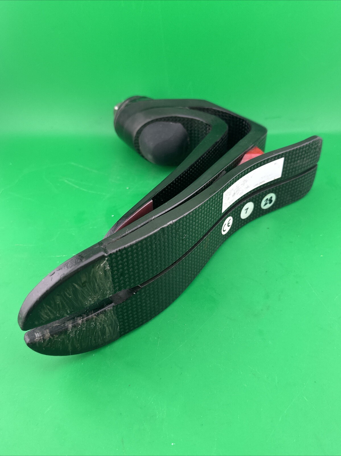 freedom thrive prosthetic foot. size 28. category 7. Good Used Condition