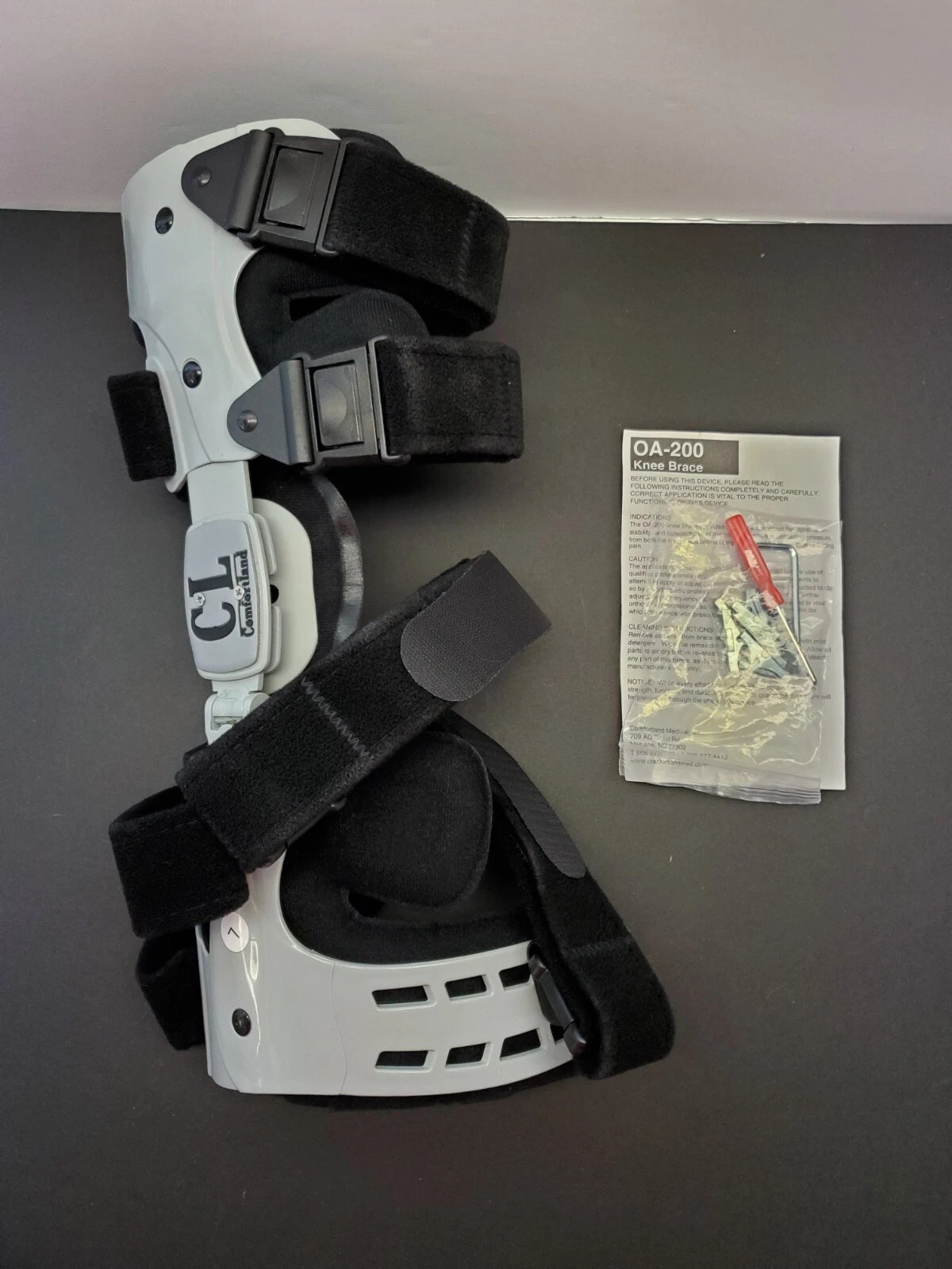 Comfortland OA-200-R Right Knee Brace OA Unloader w/ Case Tool Instructions New