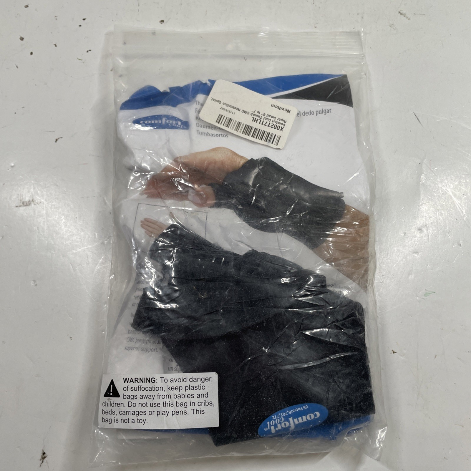 NEW Comfort Cool Thumb CMC Restriction Splint BLACK RIGHT SMALL NC79563