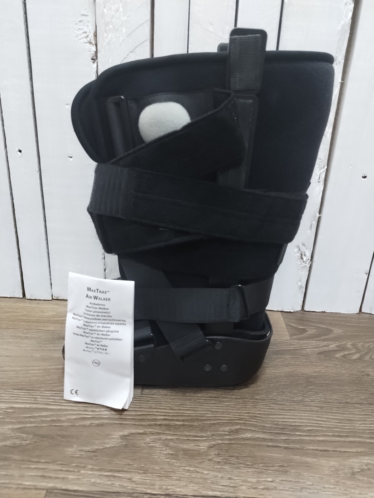 Maxtrax Orthopedic Walking Boot Size Small Brace Inflate Ankle Foot DJO, LLC