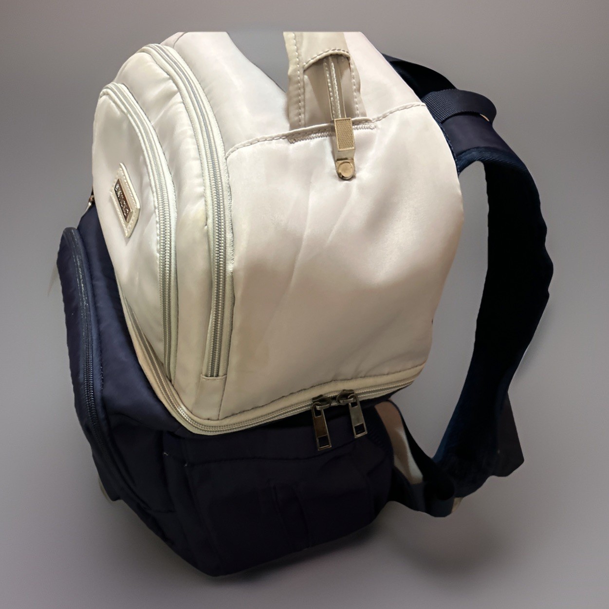 Sinvicko Back Back Insulated Lunch Pack Stain Resistant Mid Size Split Cooler