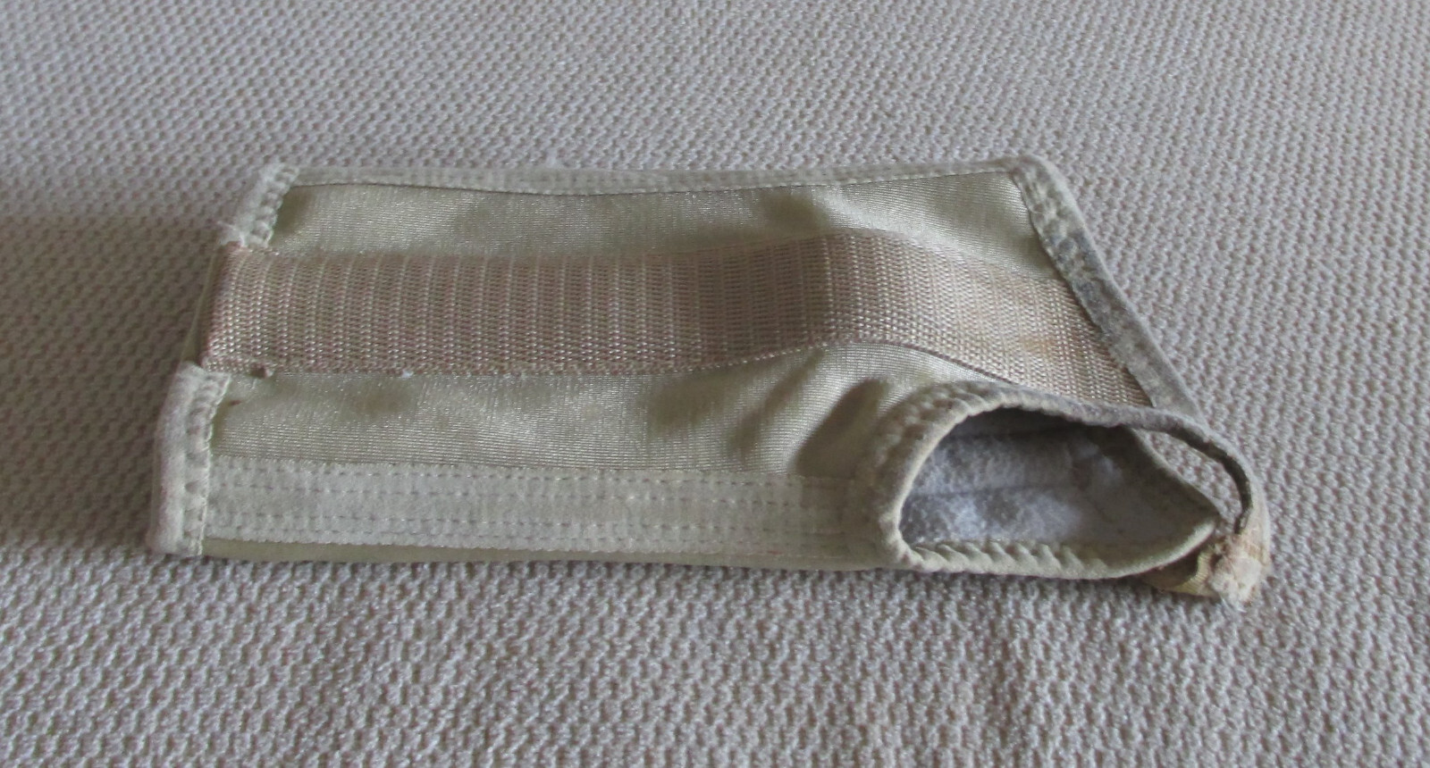 Wristband: Medical, Beige, 7 inches x 4 inches